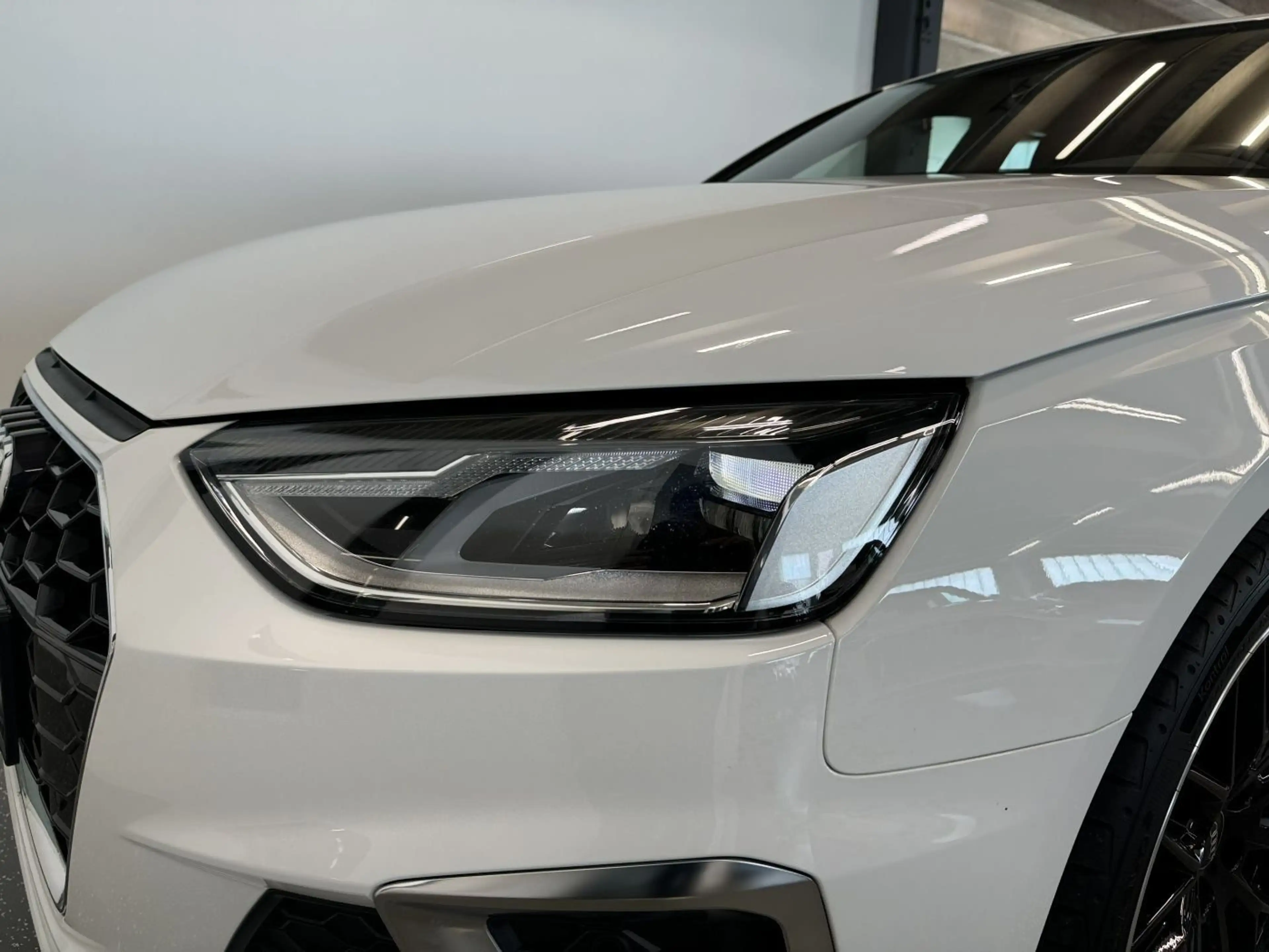 Audi A4 35 2.0 TDI S line *VIRTUAL*MASSAGE*KAMERA*3-ZONEN — photo 10