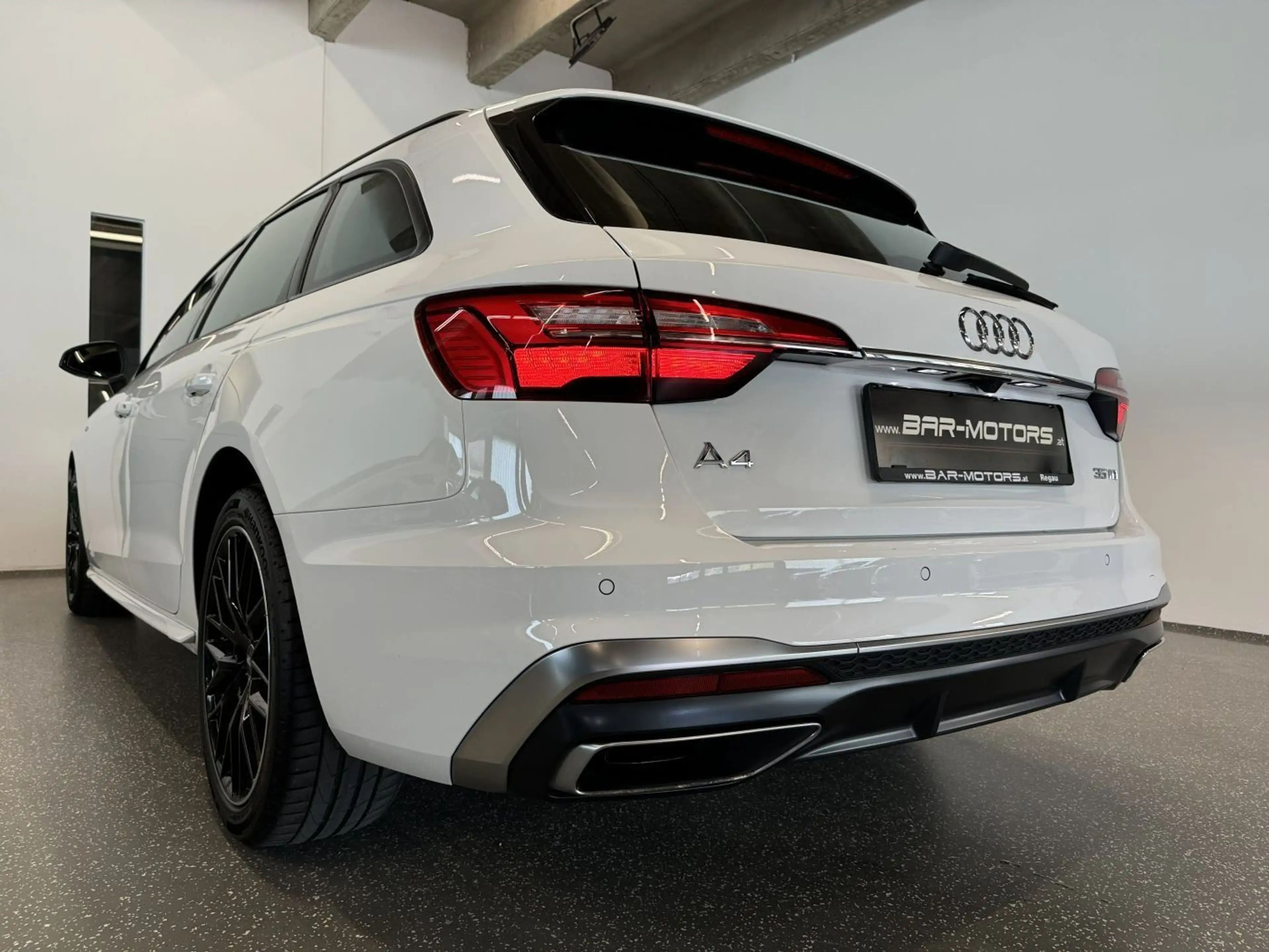 Audi A4 35 2.0 TDI S line *VIRTUAL*MASSAGE*KAMERA*3-ZONEN — photo 15