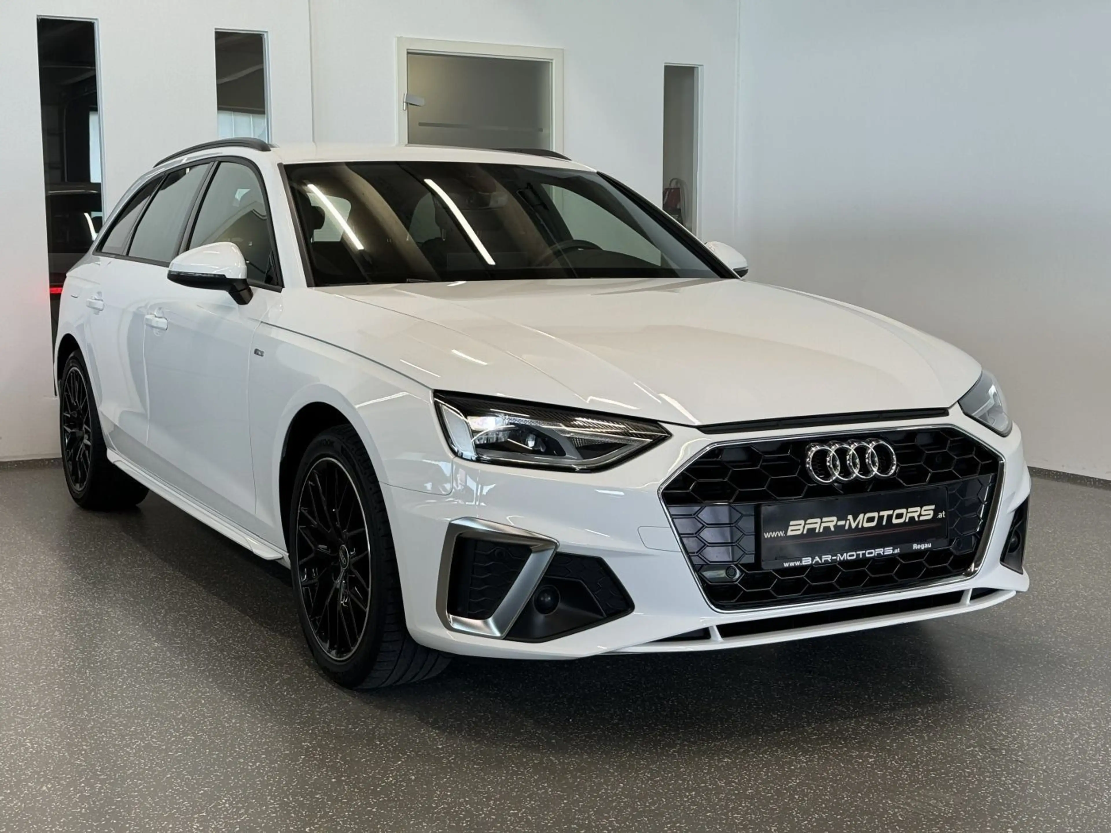 Audi A4 35 2.0 TDI S line *VIRTUAL*MASSAGE*KAMERA*3-ZONEN — photo 3
