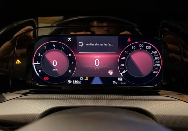 Volkswagen Golf view 13