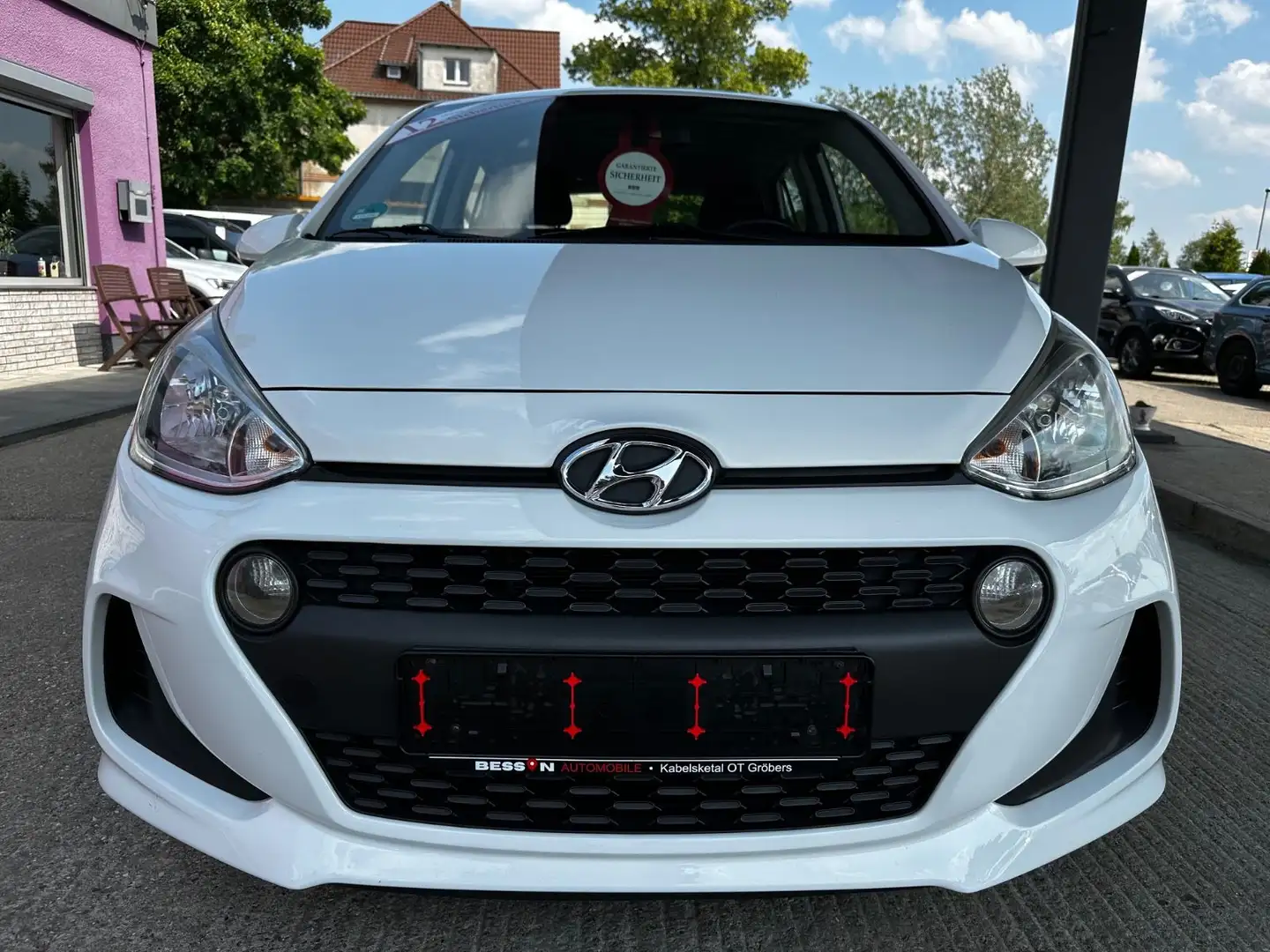 Hyundai i10 Automatik "HU/AU+Service+Garantie" Blanco - 2