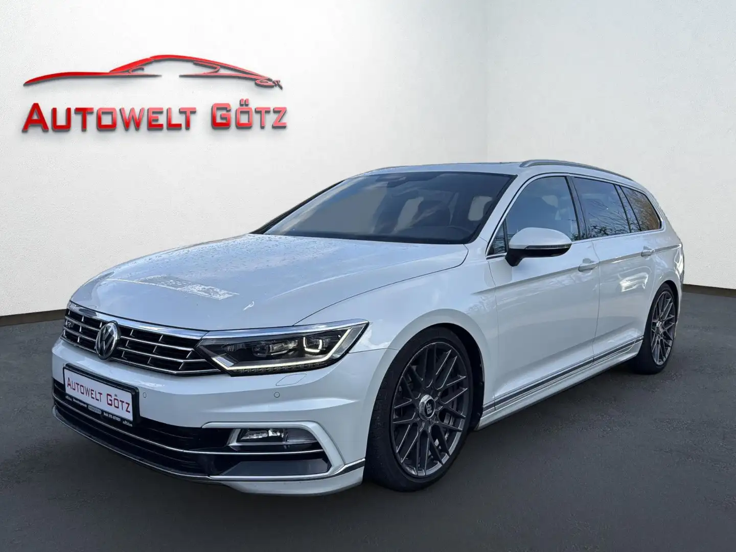 Volkswagen Passat Variant Highline*2xR-Line*LED*DSG*Virtual Weiß - 1