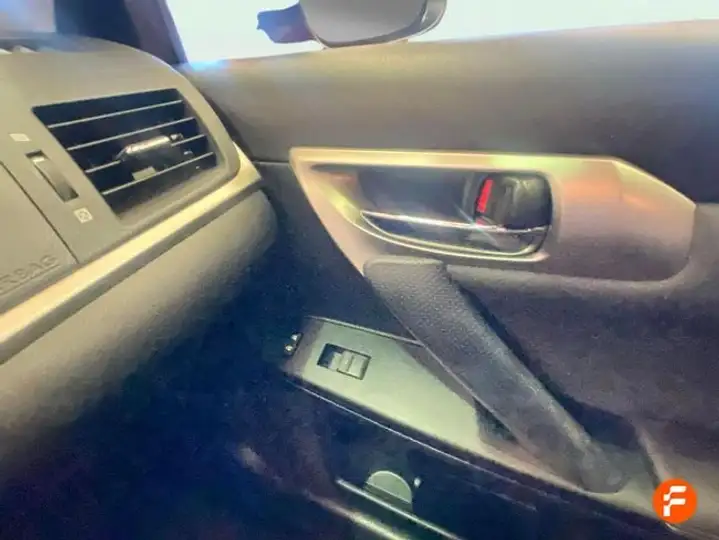 Lexus CT 200h ECO 2019, foto 34