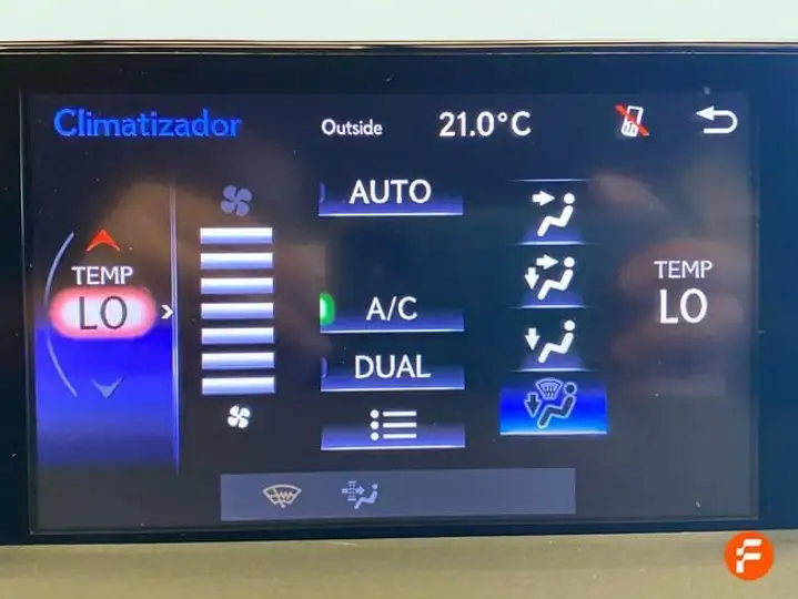 Lexus CT 200h ECO 2019, foto 28