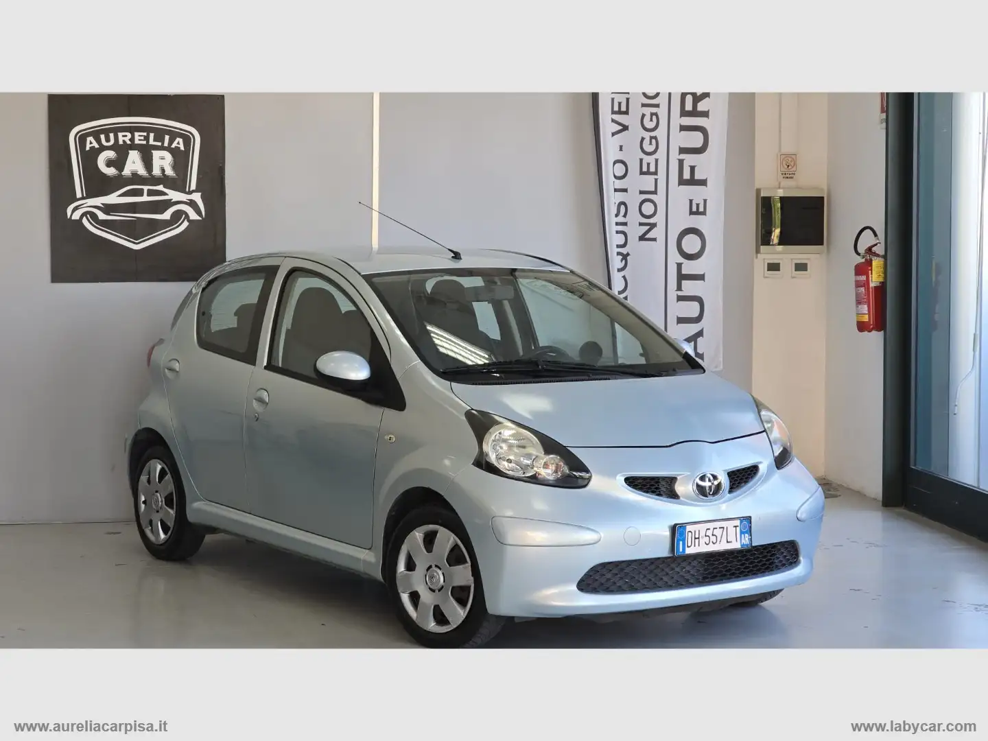 Toyota Aygo 1.0 VVT-i 5p. Now Grigio - 1