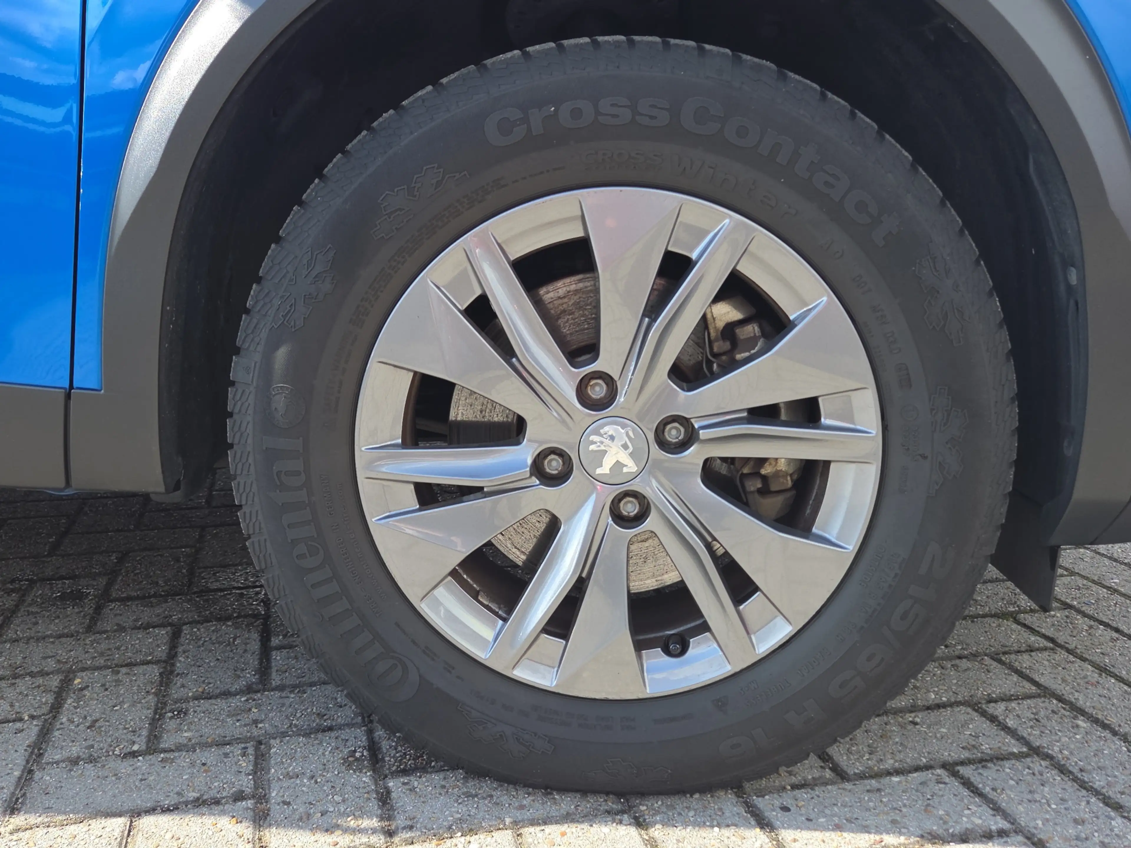 Peugeot e-2008 EV Blue Lease Active 50 kWh Camera | Carplay/andro — photo 33