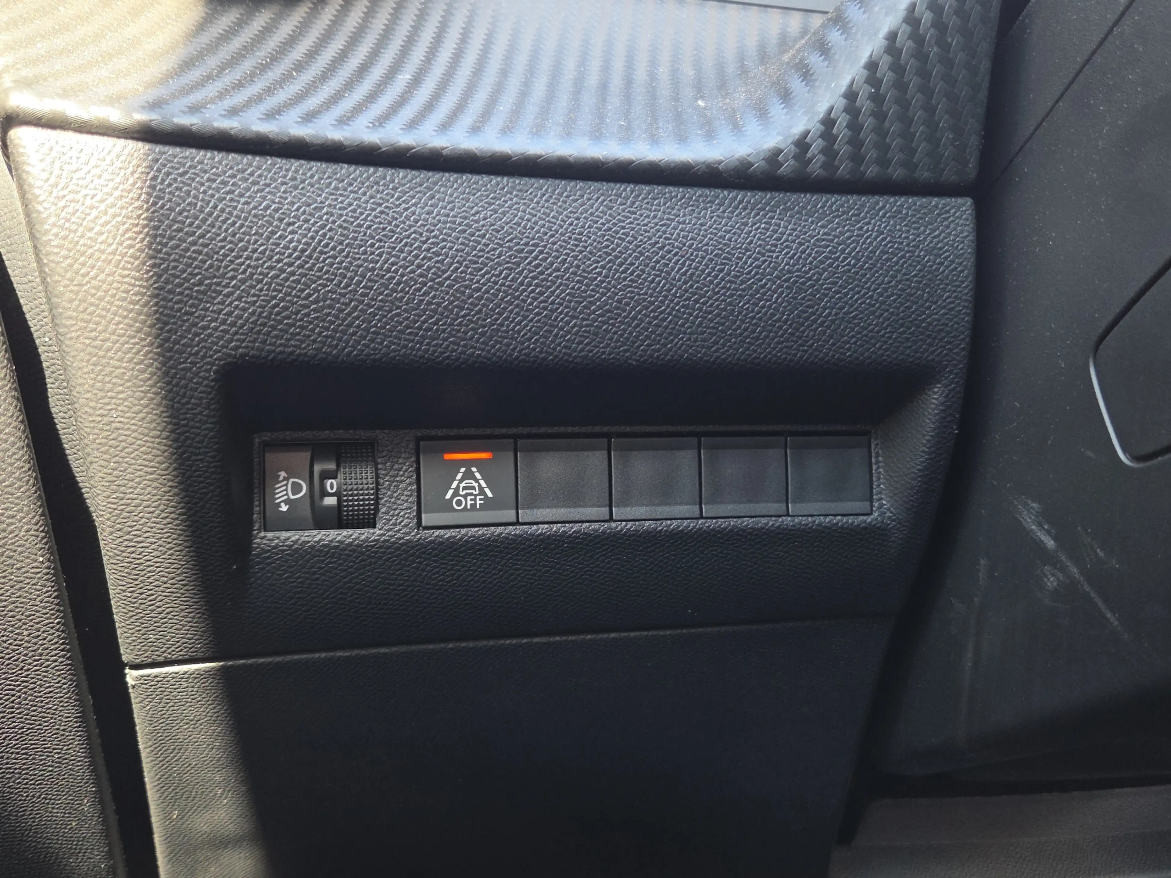 Peugeot e-2008 EV Blue Lease Active 50 kWh Camera | Carplay/andro — photo 31