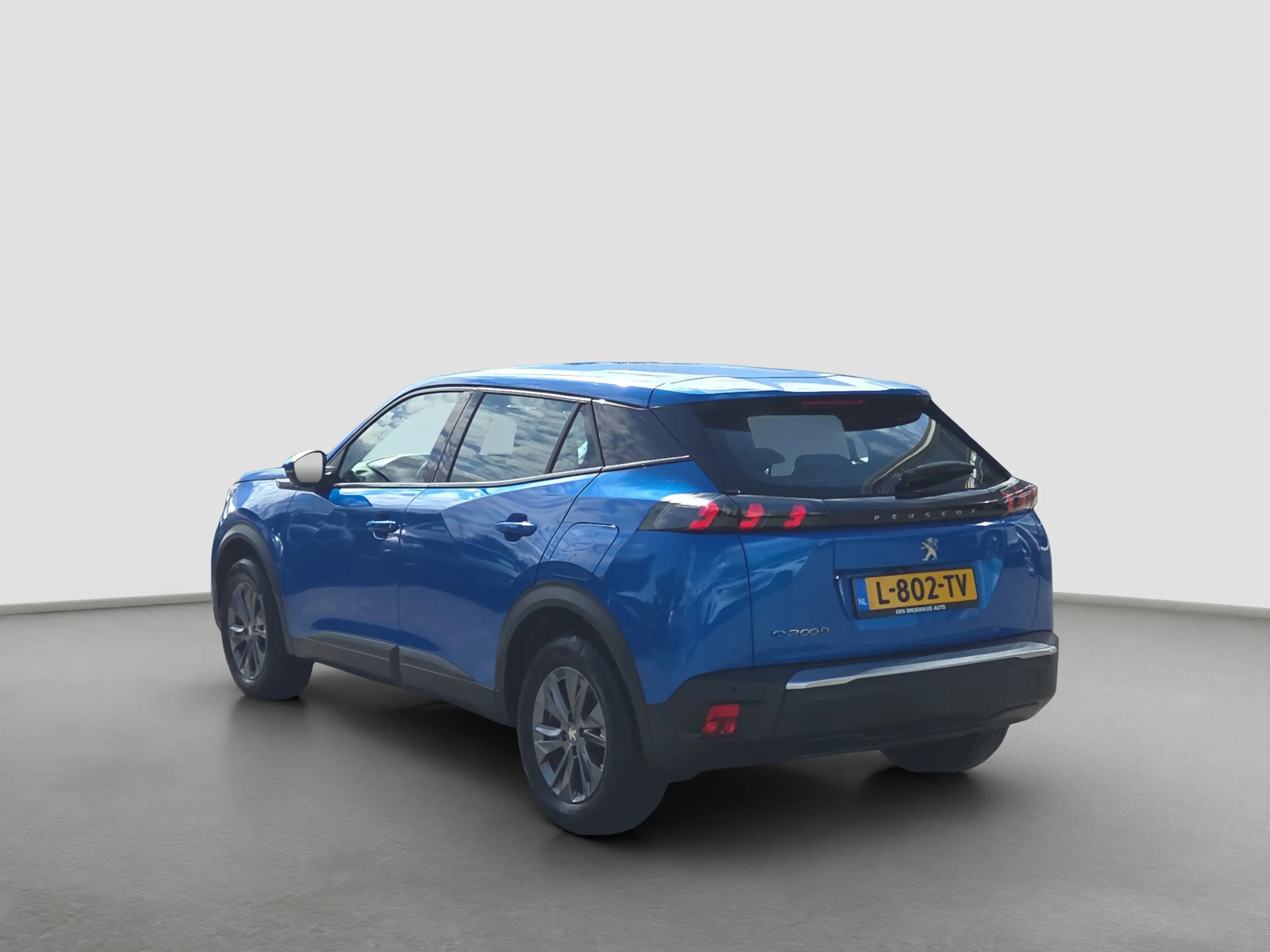 Peugeot e-2008 EV Blue Lease Active 50 kWh Camera | Carplay/andro — photo 3