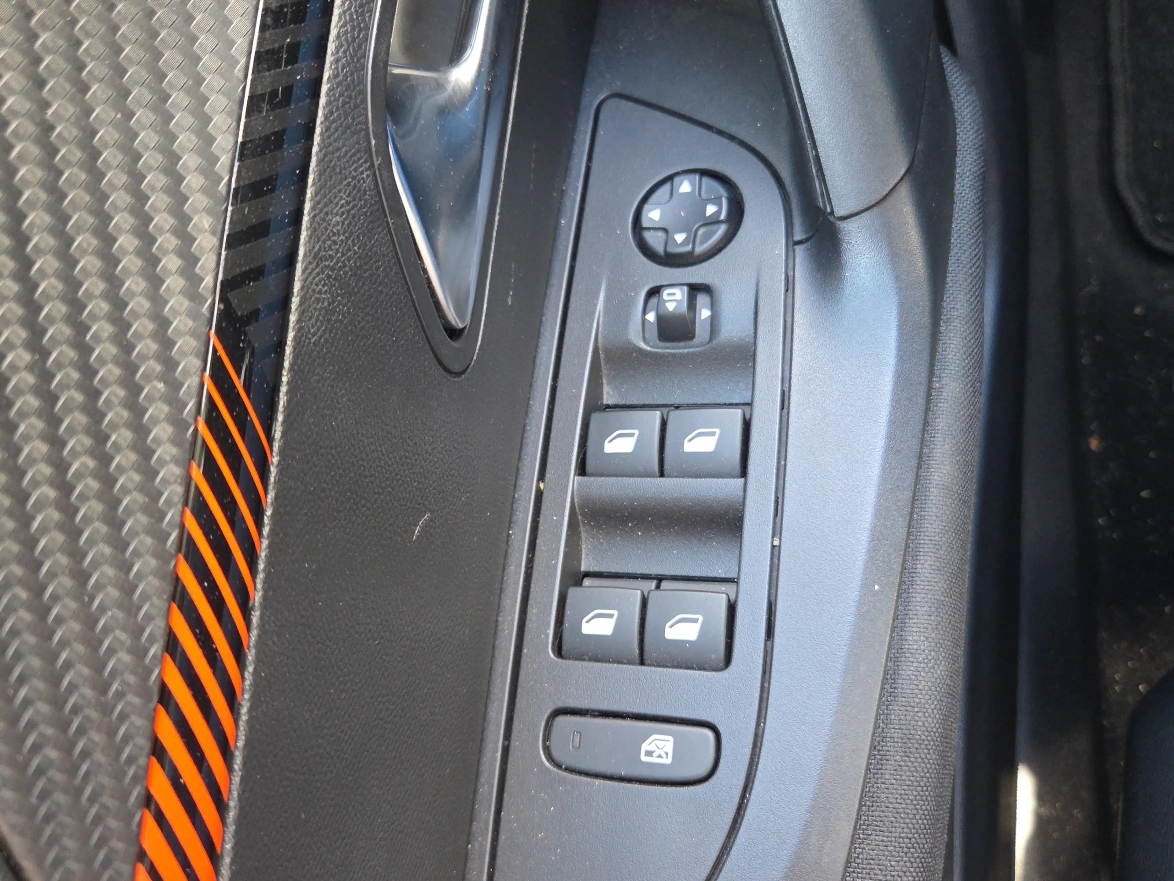Peugeot e-2008 EV Blue Lease Active 50 kWh Camera | Carplay/andro — photo 30