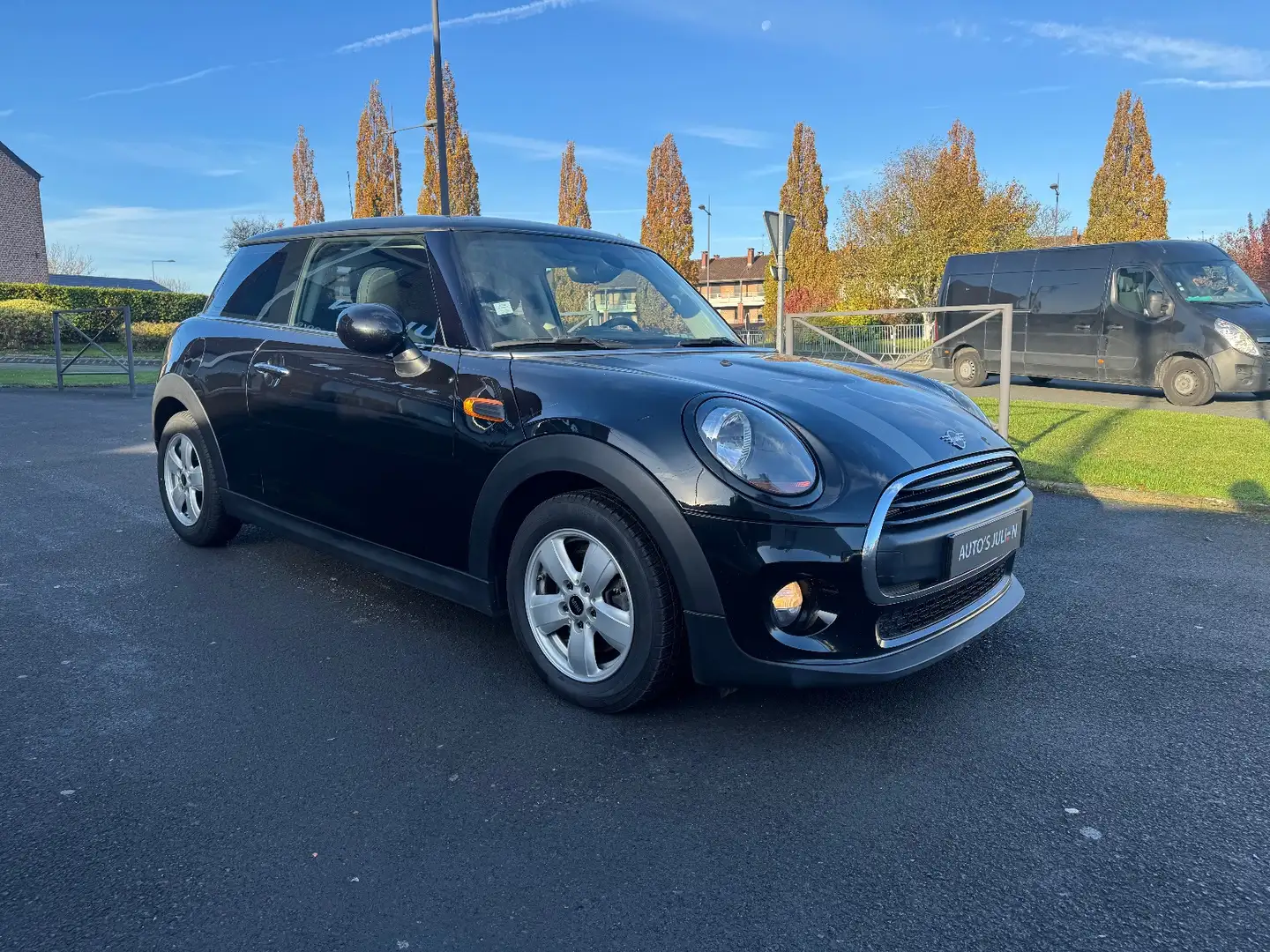 MINI One D Hatch 3 Portes One D 95 ch Finition Salt Schwarz - 2