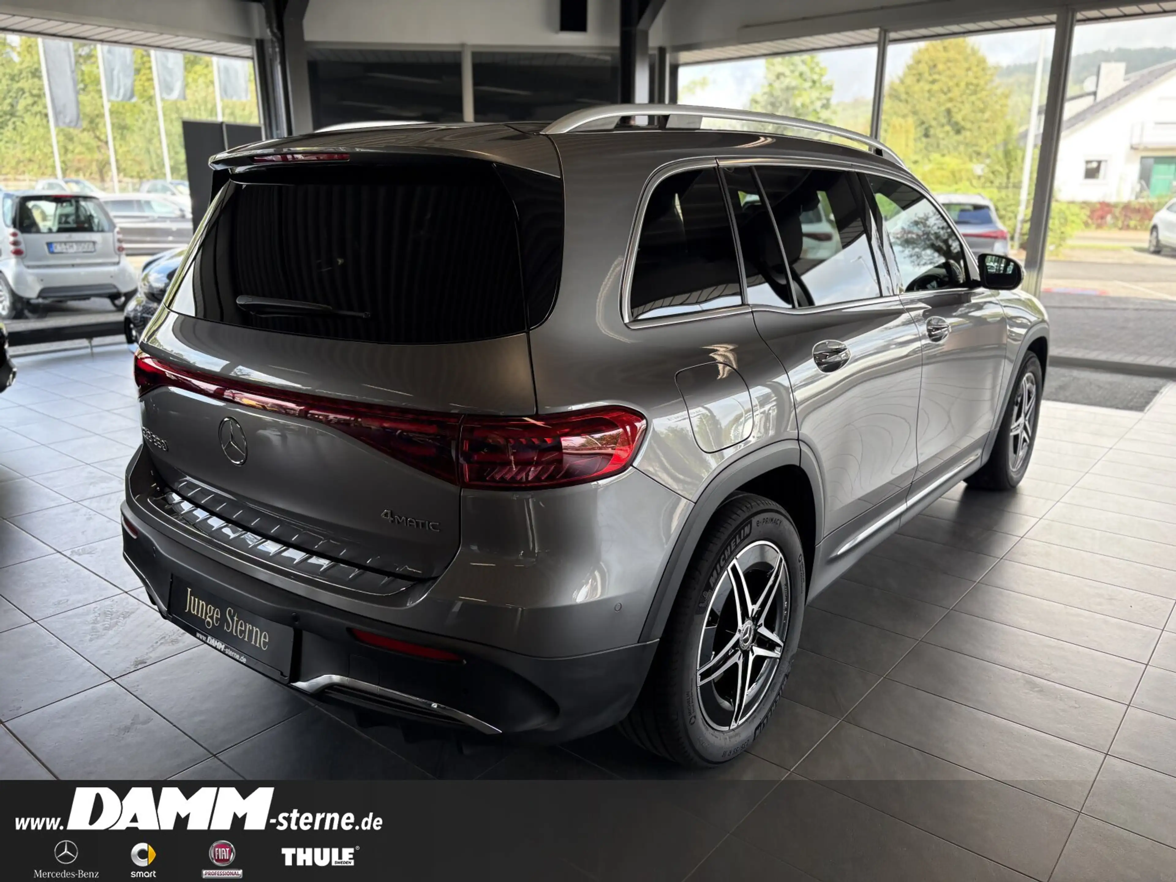 Mercedes-Benz EQB 350 EQB 350 4M AMG Premium/Pano/AHK/FAP/60M GA +Flex — photo 5