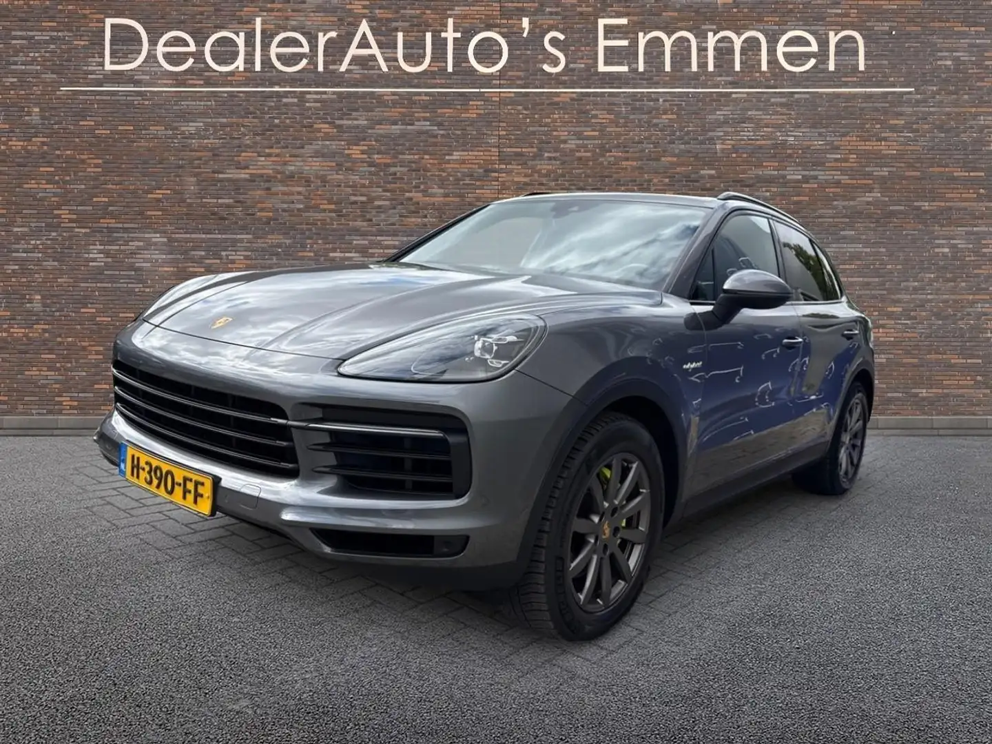 Porsche Cayenne 3.0 E-Hybrid PANOD LED NAVI LEDER Grijs - 2