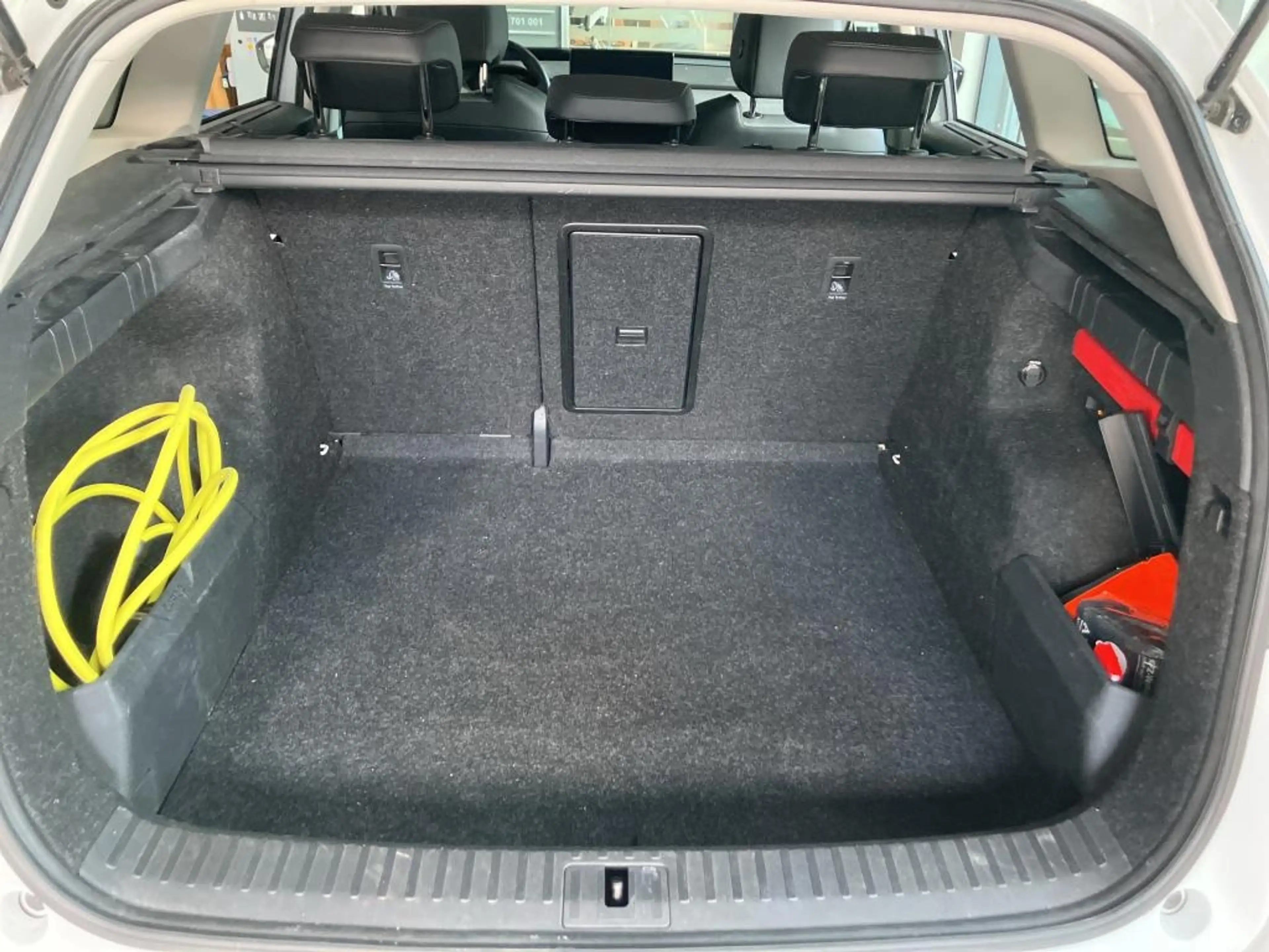 Skoda Enyaq iV 80X +WÄPU +AHK +360° +PANO +HuD +LED +ACC +CAR — photo 10