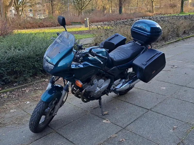 Yamaha XJ 600 - foto 2