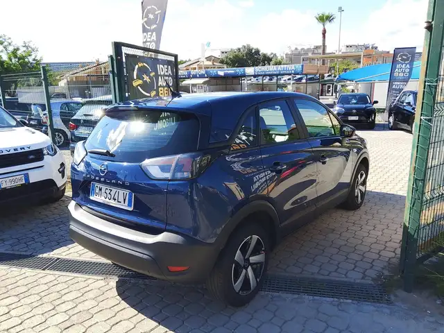 Opel Crossland X view 4