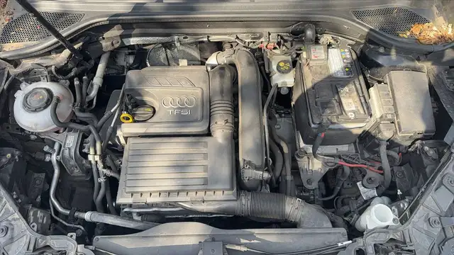 Audi Q2 view 15
