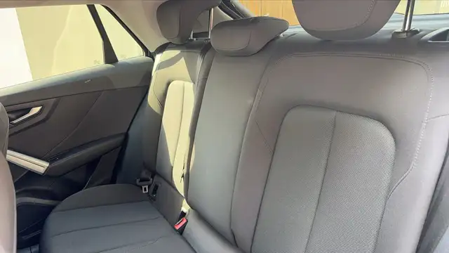 Audi Q2 view 9
