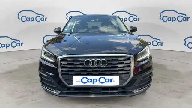 Audi Q2 view 5