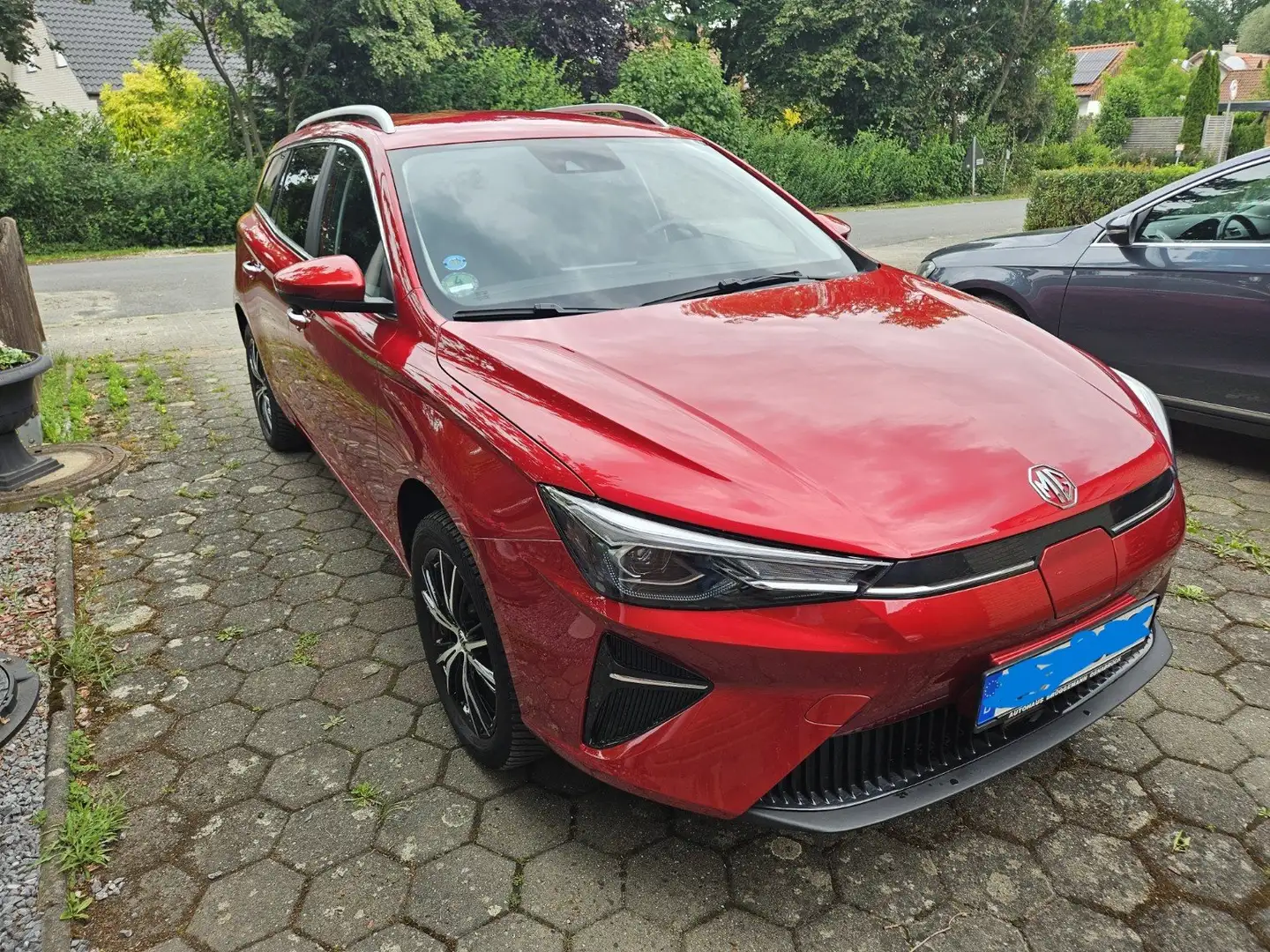 MG MG5 5 Standard Luxury Rot - 2