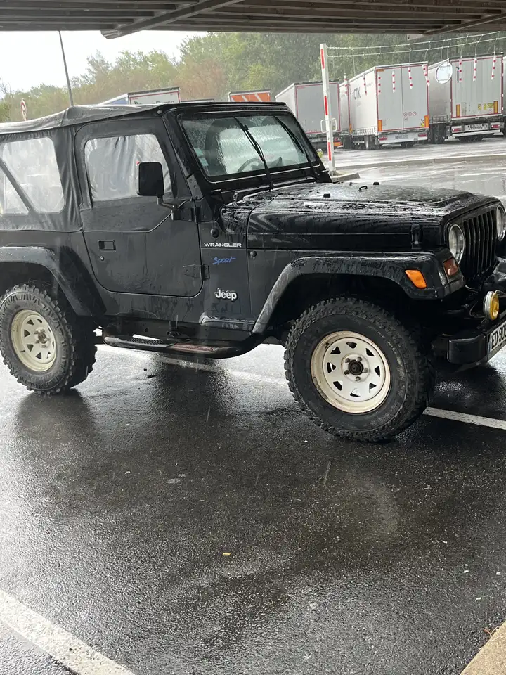 Jeep Wrangler SE, foto 1