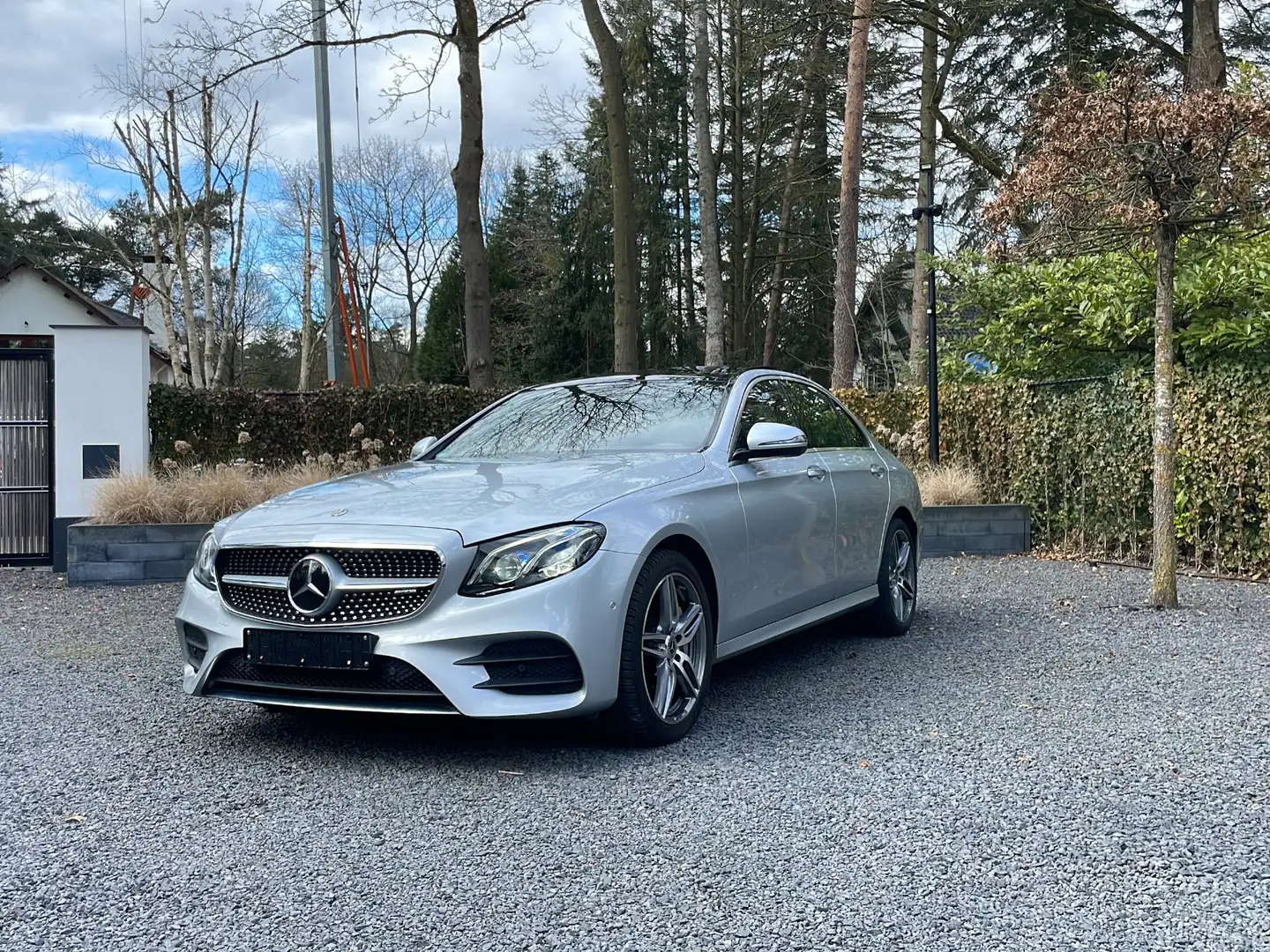 Mercedes-Benz E 400 4Matic Prestige Plus *PANO*AMG*WIDESCREEN*SFEERVER Zilver - 1