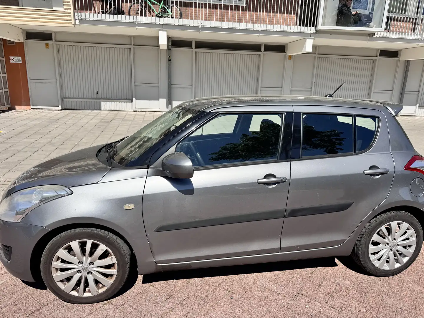 Suzuki Swift 1.2 Comfort - 1