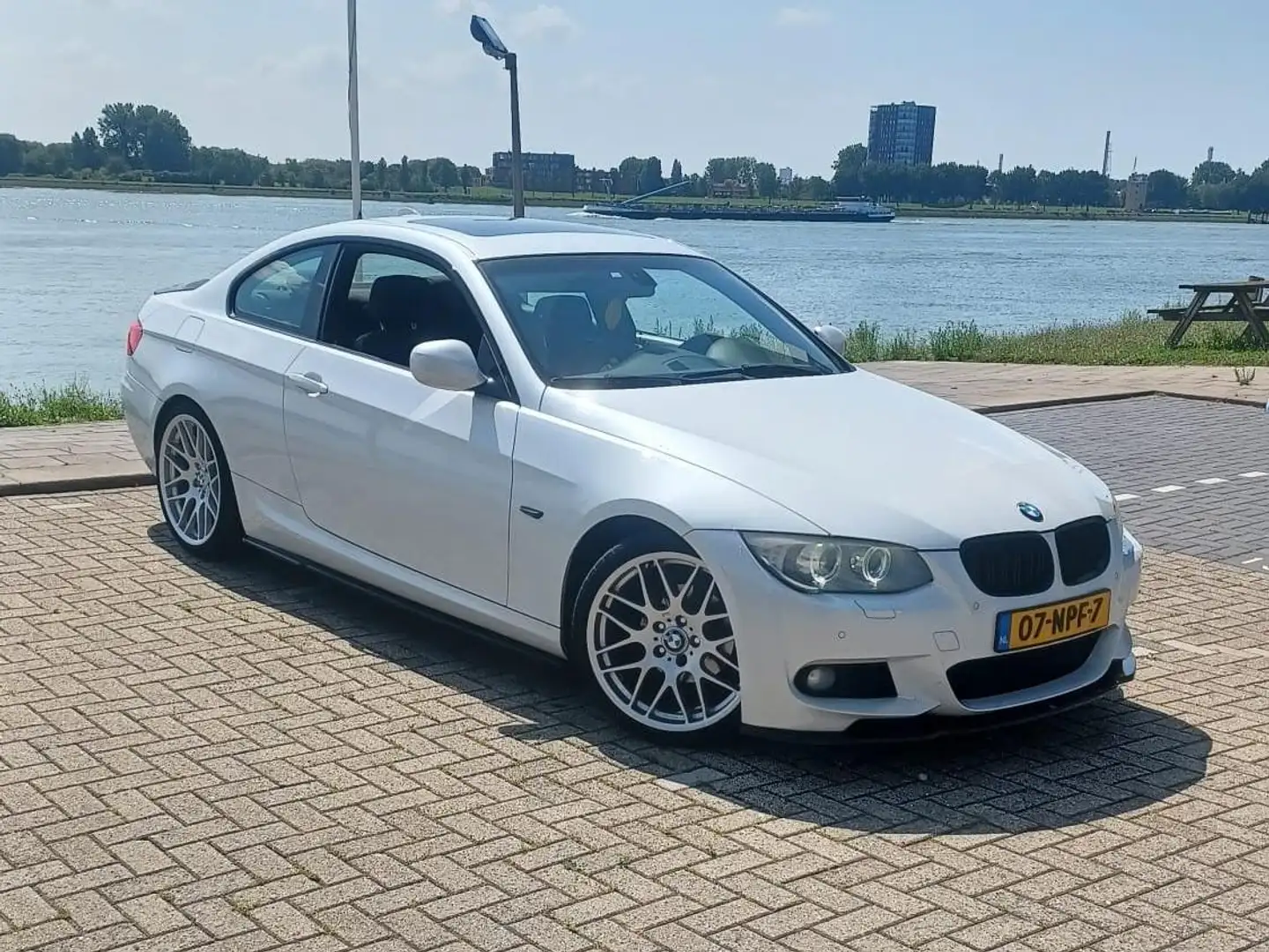 BMW 320 320I E92 Blanc - 1