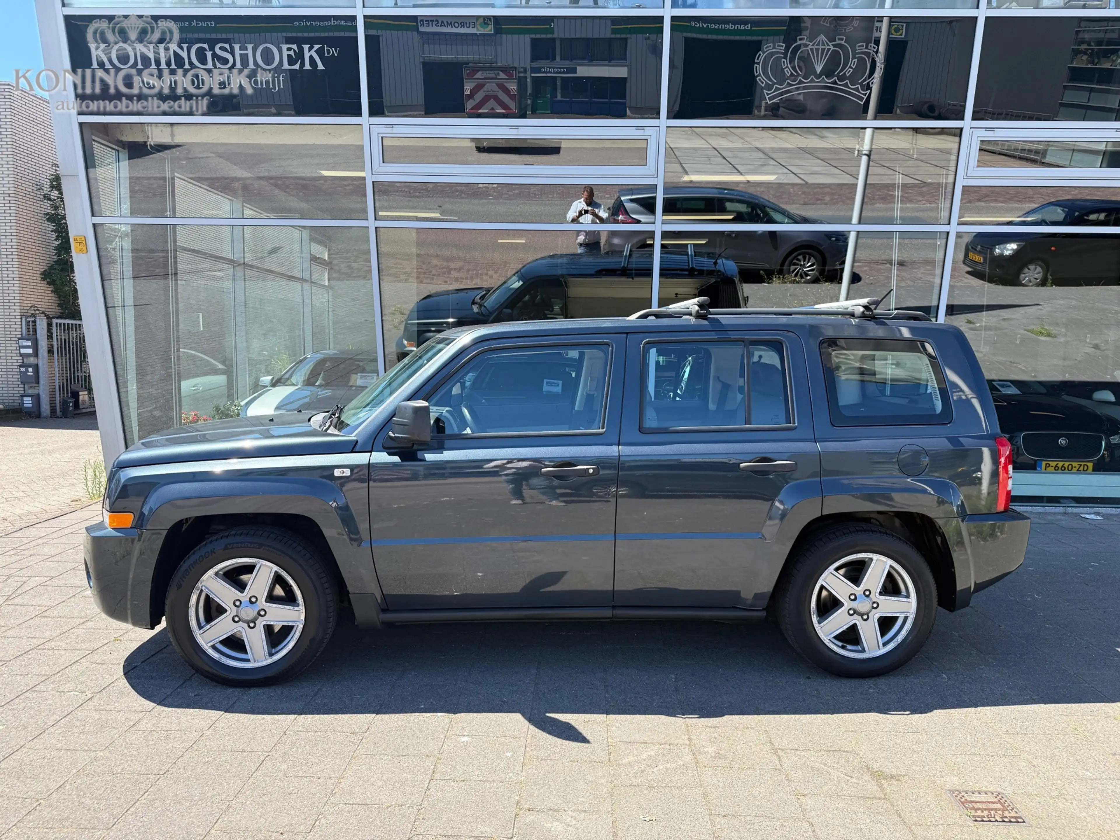 Jeep Patriot 2.4 Sport Adventure — photo 12