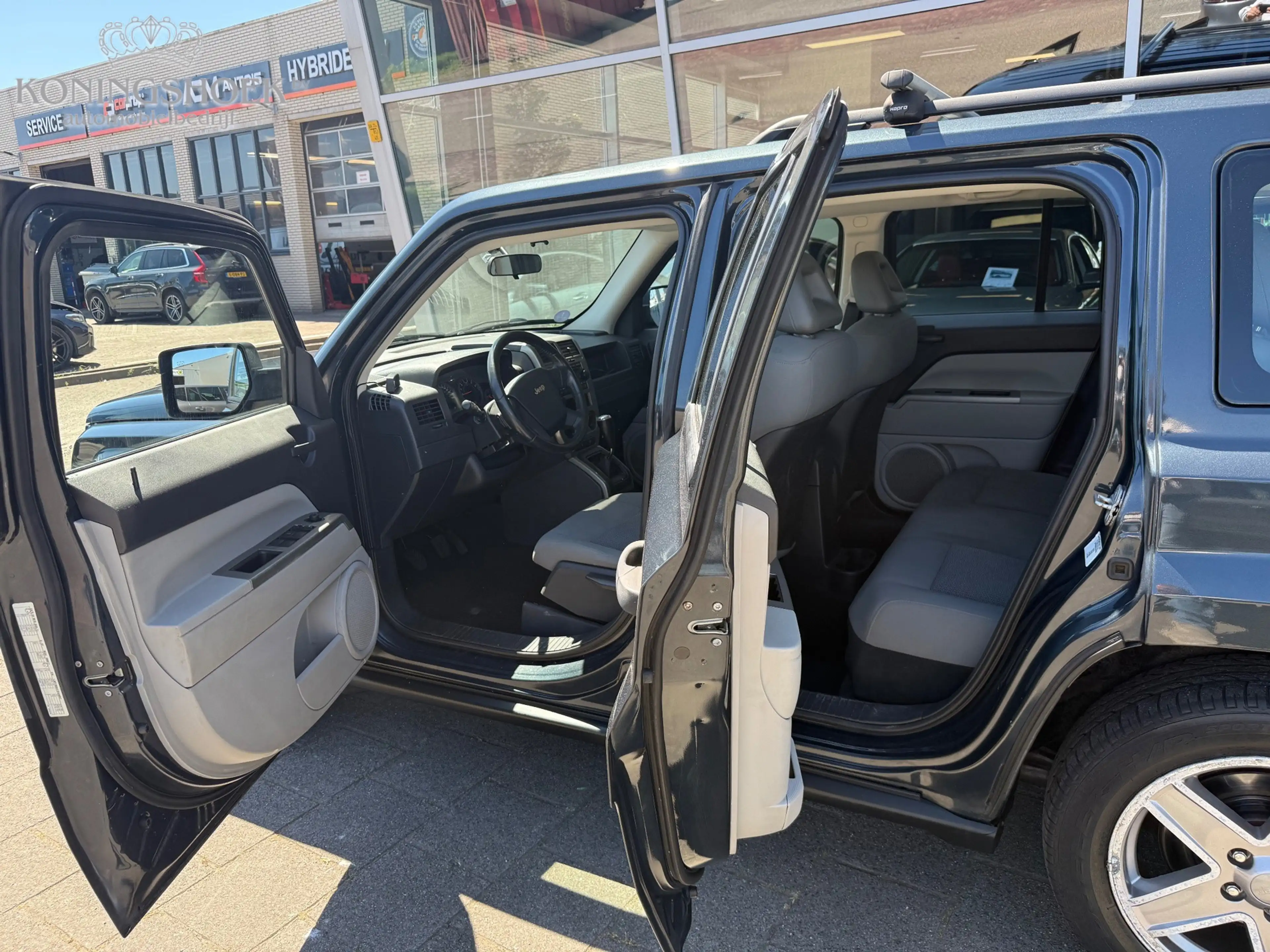 Jeep Patriot 2.4 Sport Adventure — photo 10