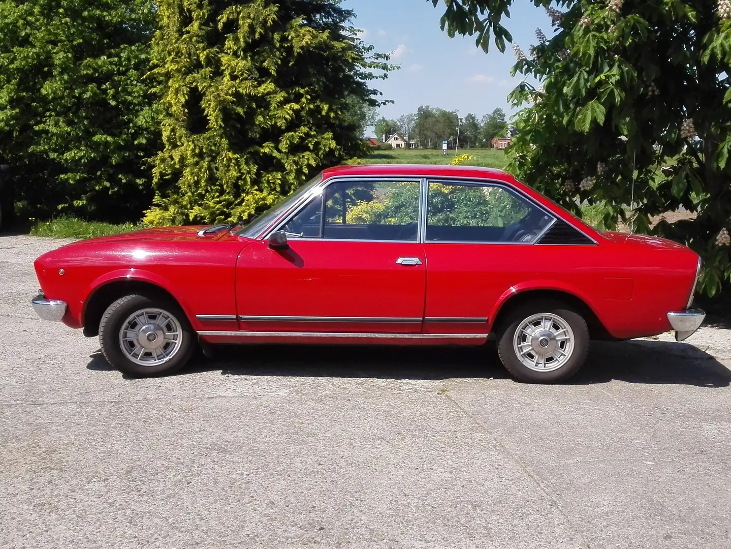 Fiat 124 Coupè 124+Coupè+1800+Sport Kırmızı - 1