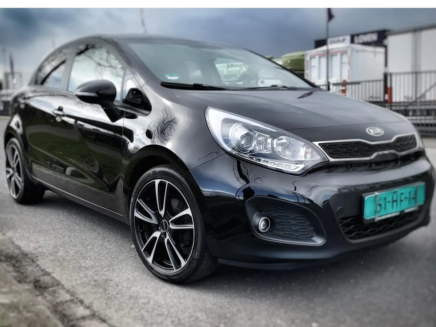 Kia Rio Rio 1.2 CVVT Super Pack Schwarz - 1