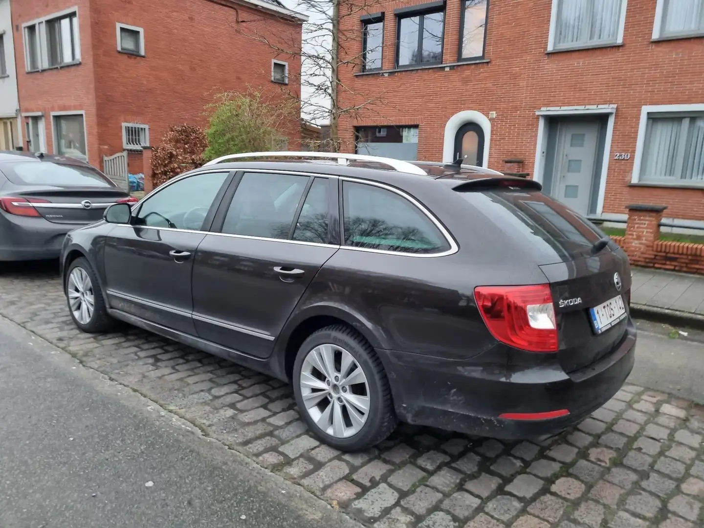 Skoda Superb Combi 1.6 TDI Green tec Exclusive Bruin - 2