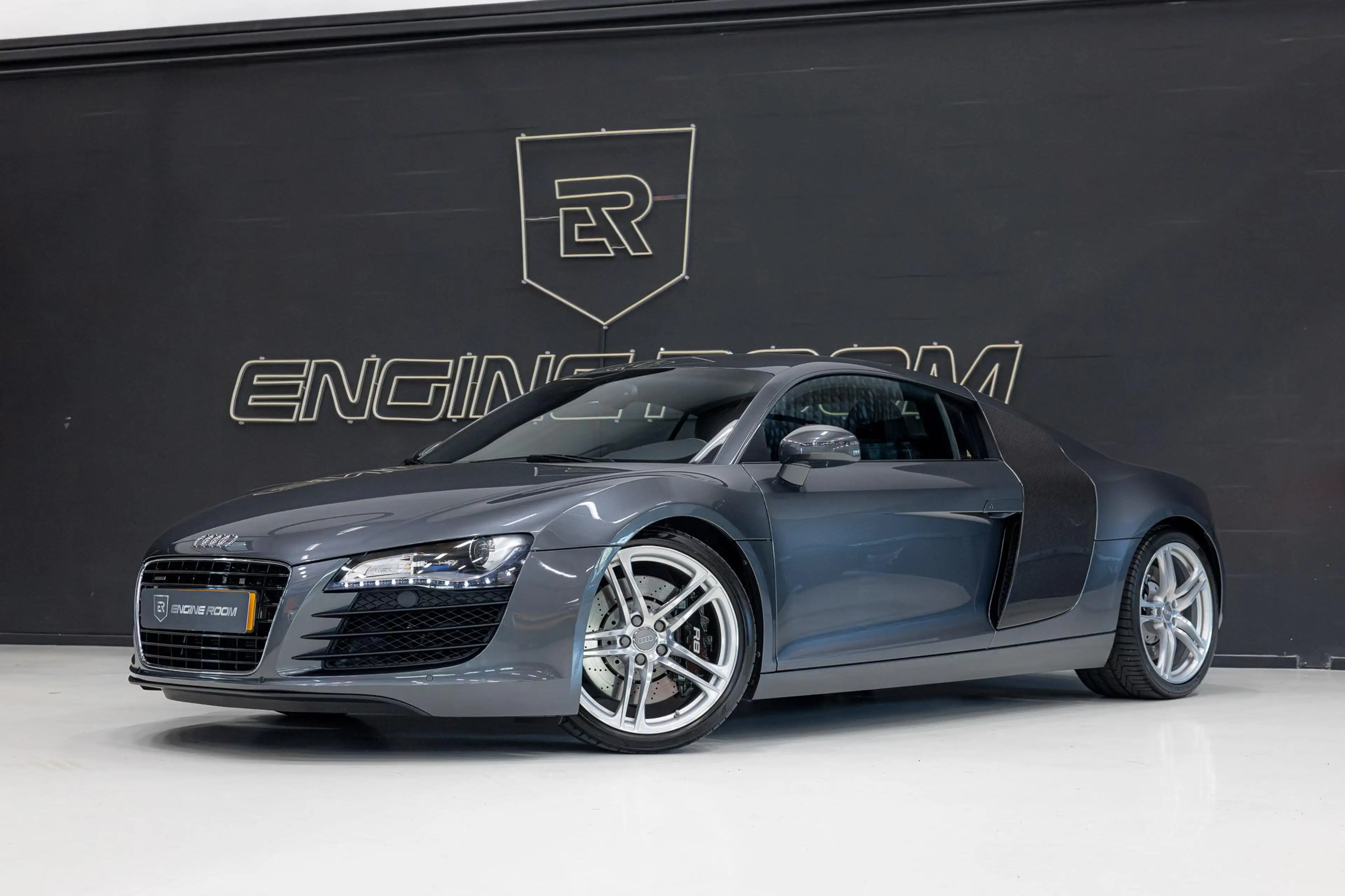 Audi R8 4.2 V8 FSI Manual | Carbon | FulL History |