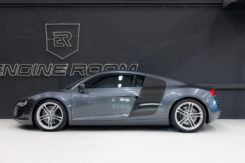 Audi R8 4.2 V8 FSI Manual | Carbon | FulL History | — photo 11