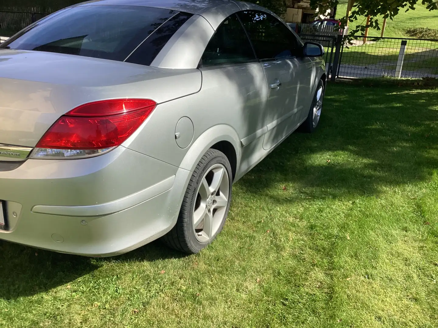 Opel Astra Astra Twin Top Cosmo 1,6 Twinport Cosmo Silber - 2