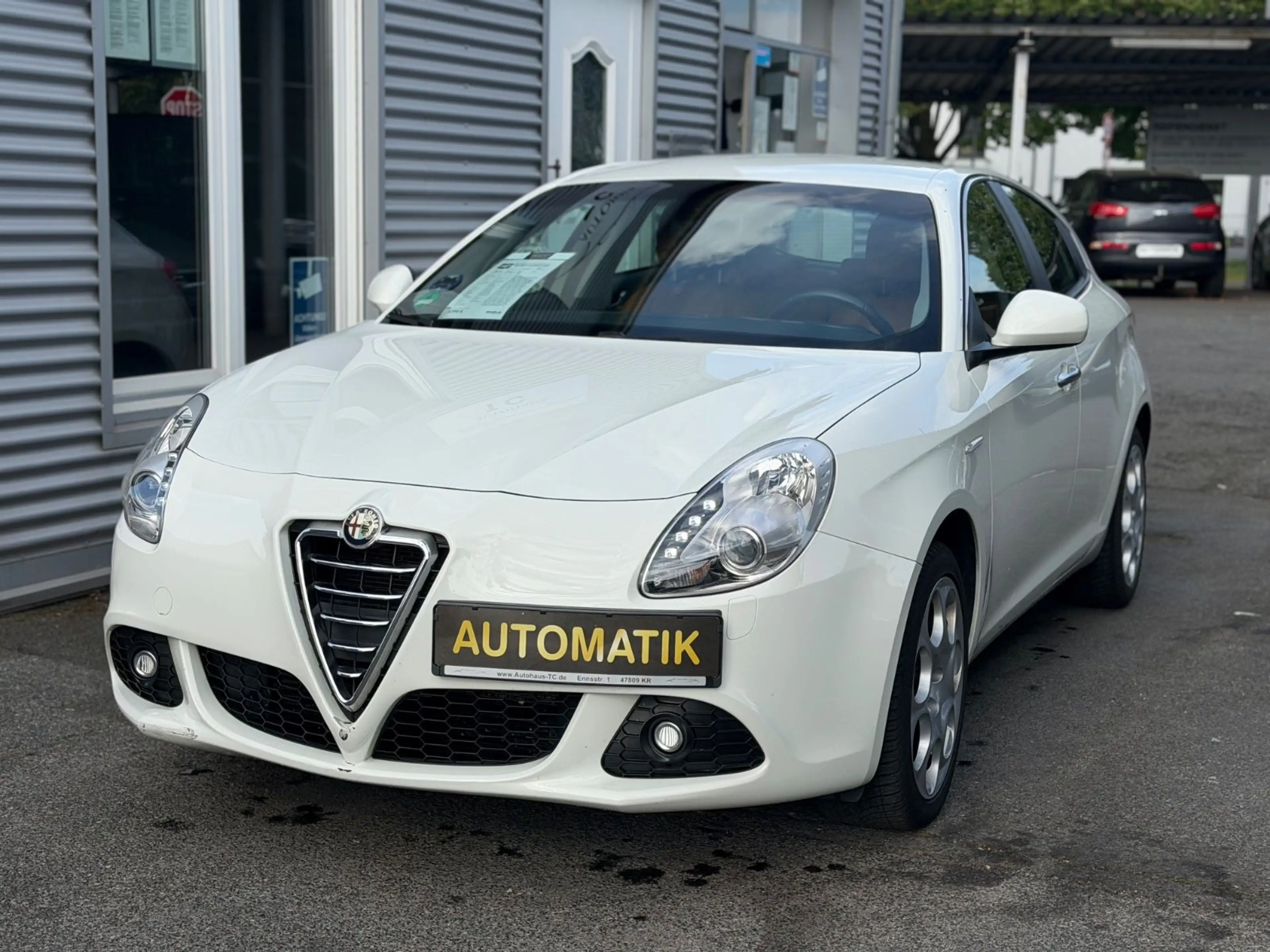 Alfa Romeo Giulietta Turismo AUTOMATIK+EINPARKHILFE+LEDER