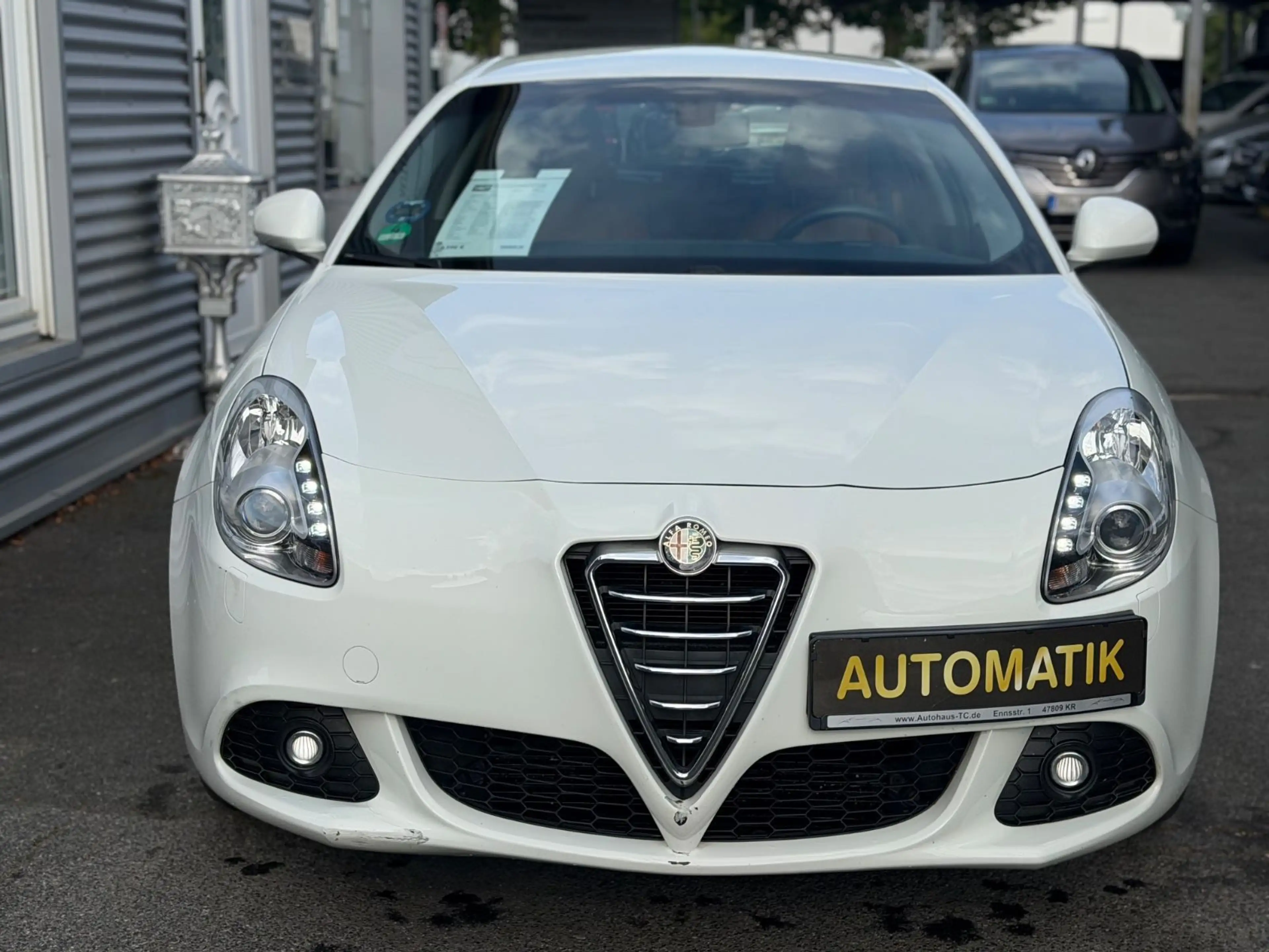 Alfa Romeo Giulietta Turismo AUTOMATIK+EINPARKHILFE+LEDER — photo 4