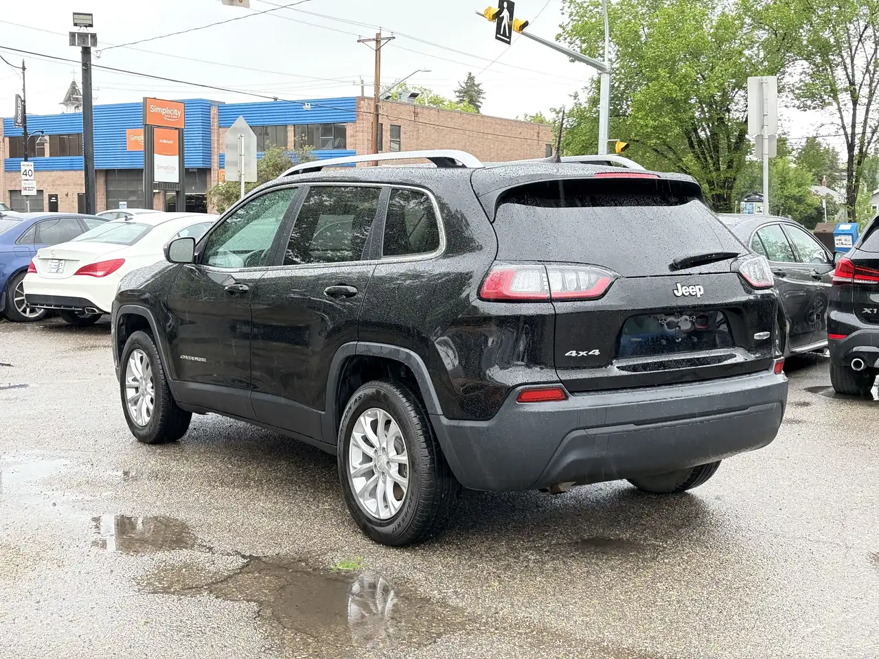 Jeep Cherokee снимка Jeep Cherokee