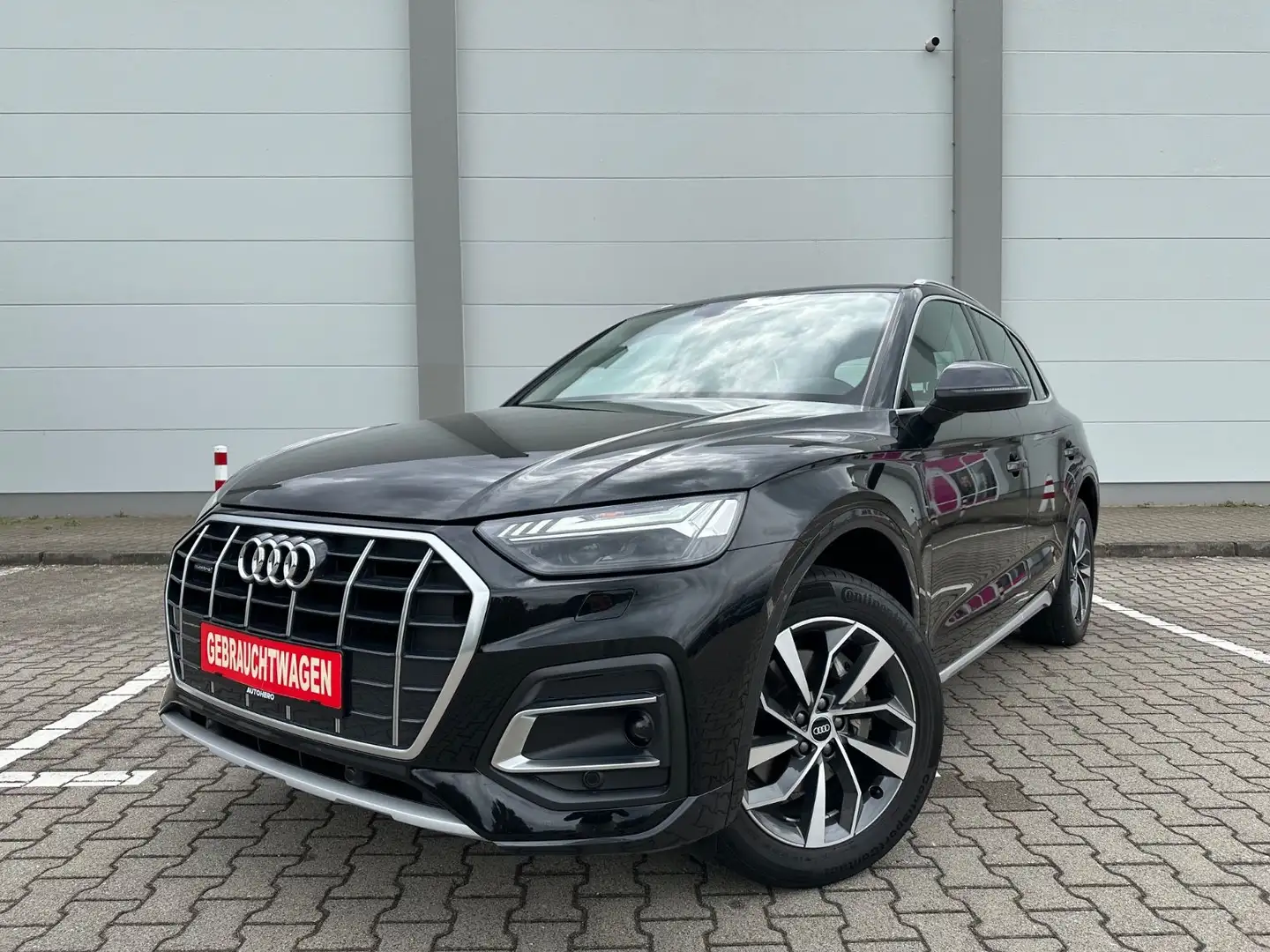 Audi Q5 45 QUAT. ADVANCED-B&O-AHK-StHzg-HUD-PANO-19% Schwarz - 1