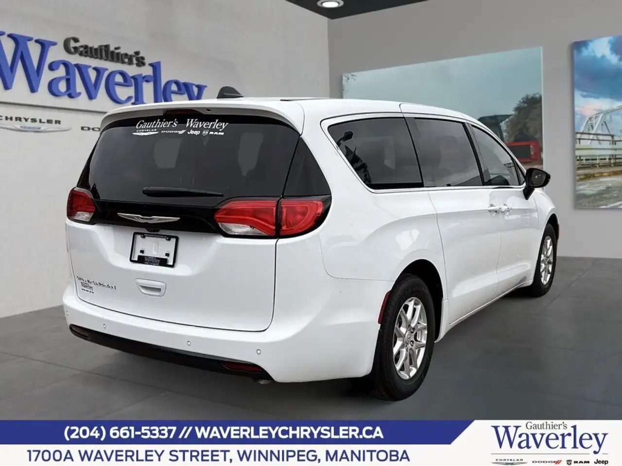Chrysler Grand Caravan снимка Chrysler Grand Caravan