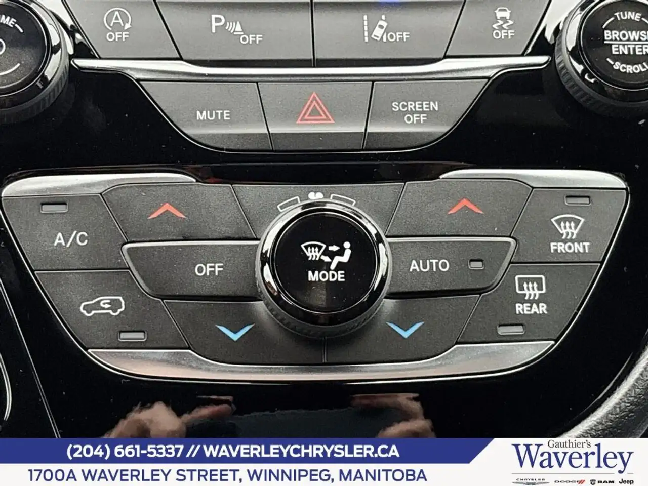 Chrysler Grand Caravan снимка Chrysler Grand Caravan