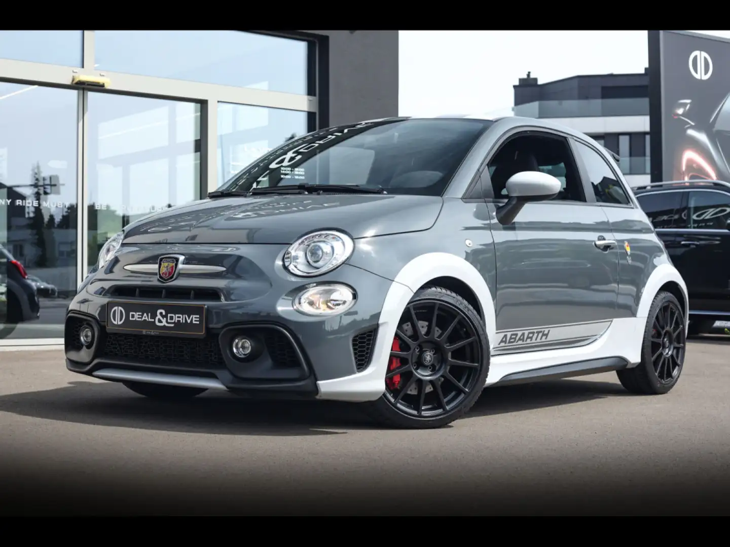 Abarth 695 1.4 T-Jet 16V MANUAL 70° ANNIVERSARIO°BEATS°SABELT Grau - 1