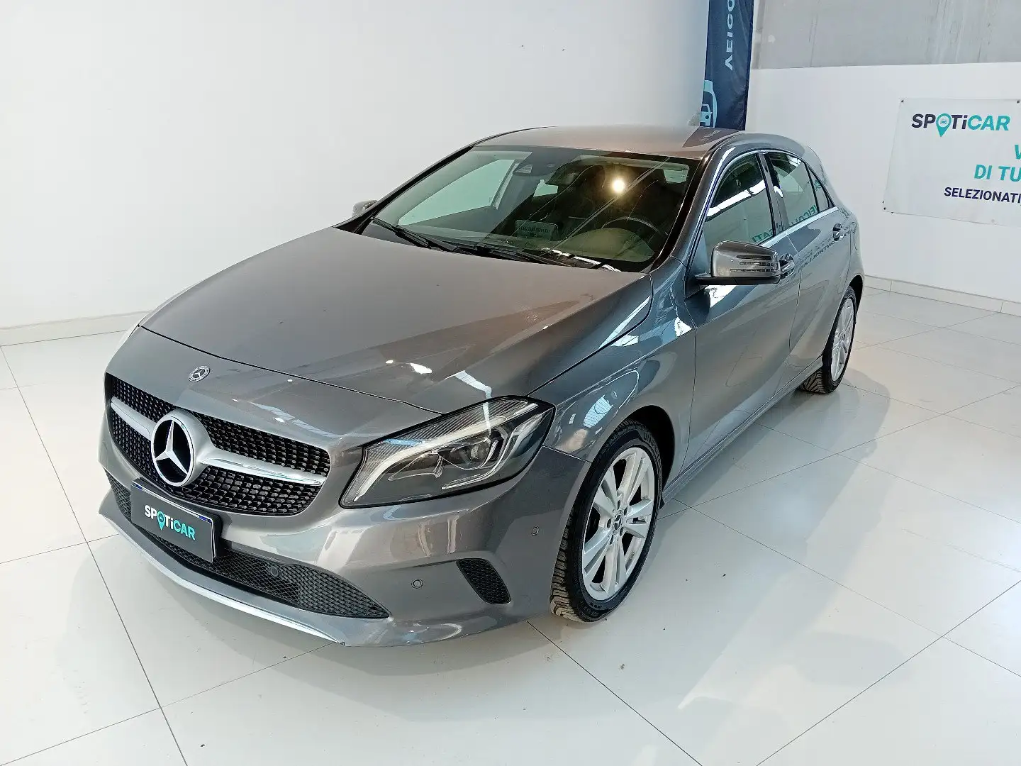 Mercedes-Benz A 180 A 180 d Automatic Executive Argento - 1