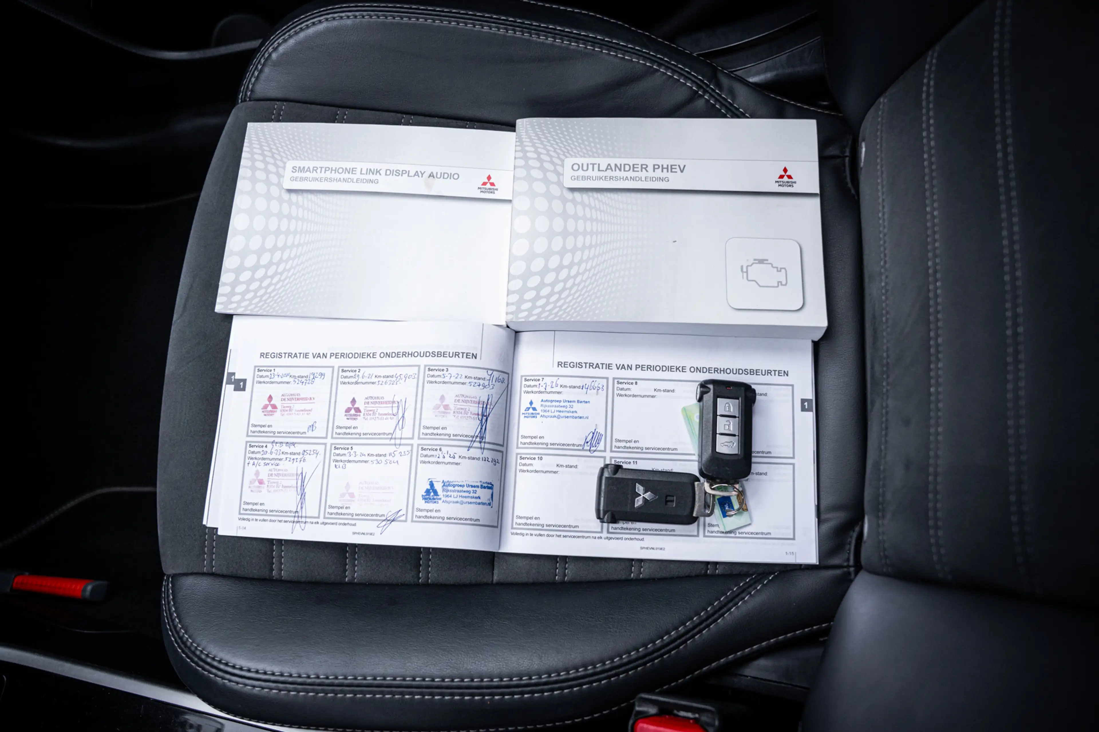 Mitsubishi Outlander 2.4 PHEV Intense+|Trekh|Pano|Dealer Onderhouden|Ca — photo 22