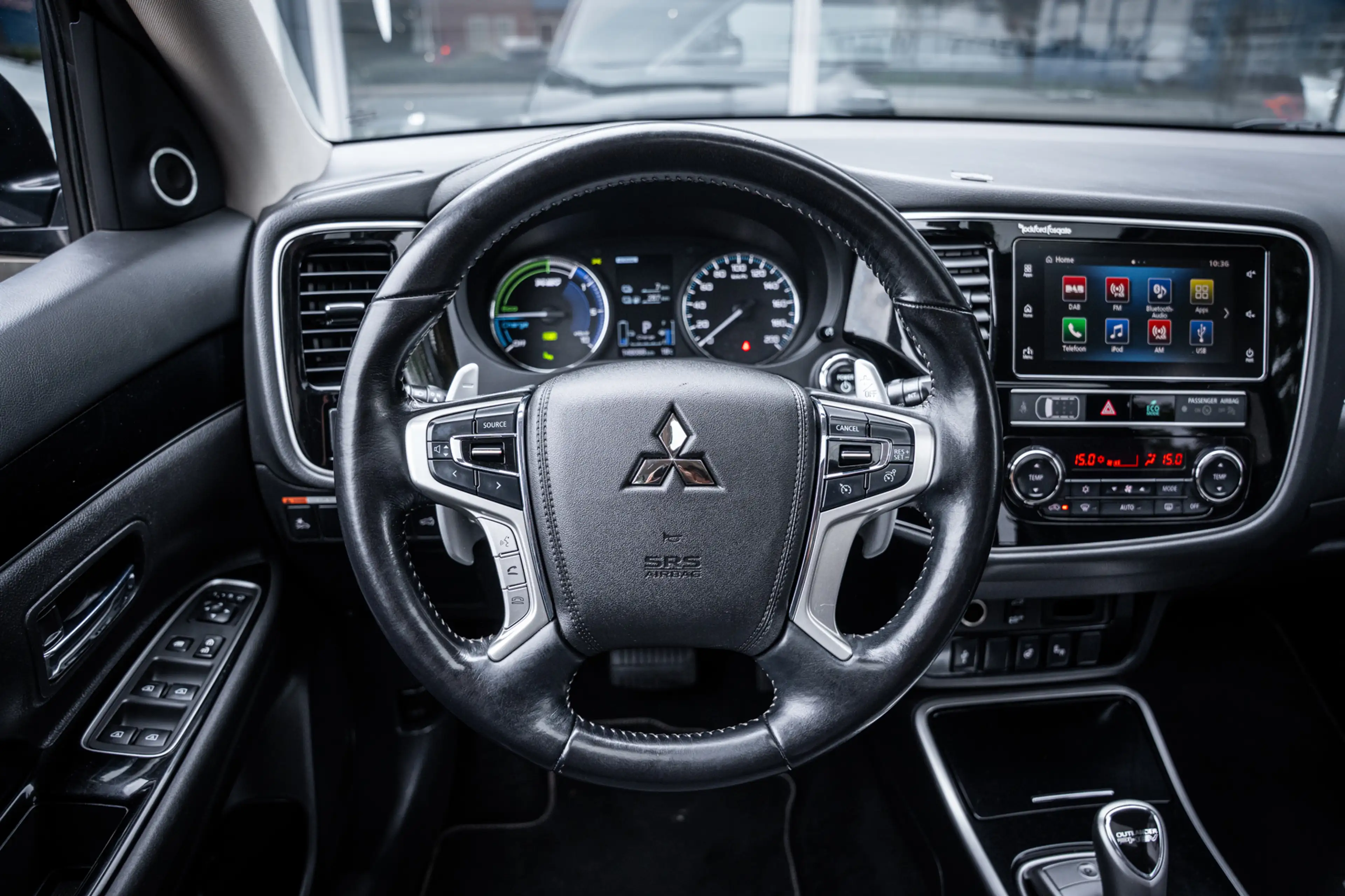 Mitsubishi Outlander 2.4 PHEV Intense+|Trekh|Pano|Dealer Onderhouden|Ca — photo 17