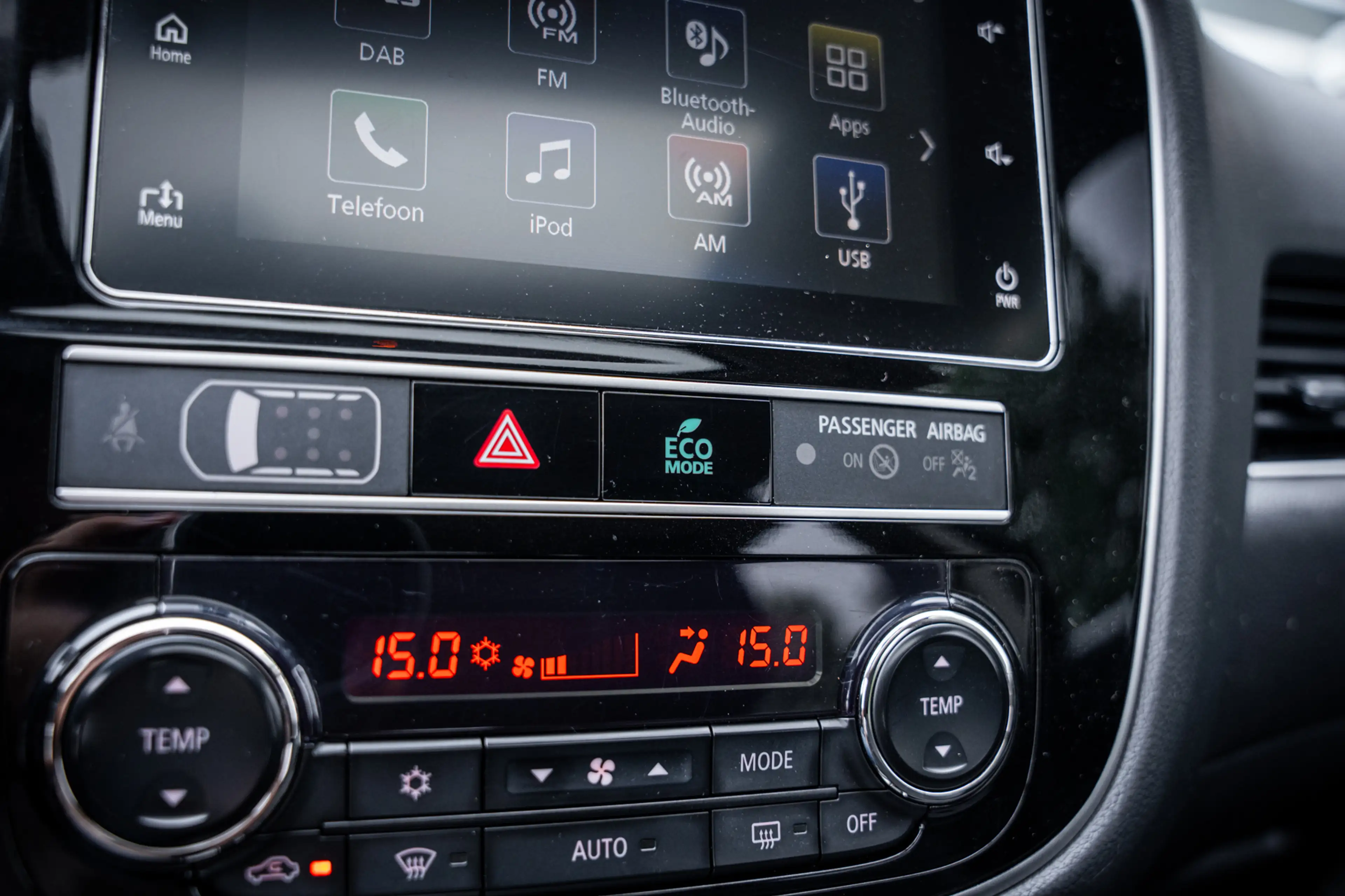 Mitsubishi Outlander 2.4 PHEV Intense+|Trekh|Pano|Dealer Onderhouden|Ca — photo 29
