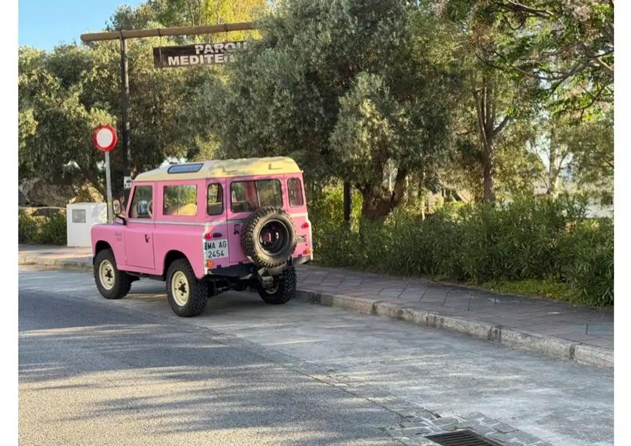 Land Rover Defender Santana Super Turbo, foto 7
