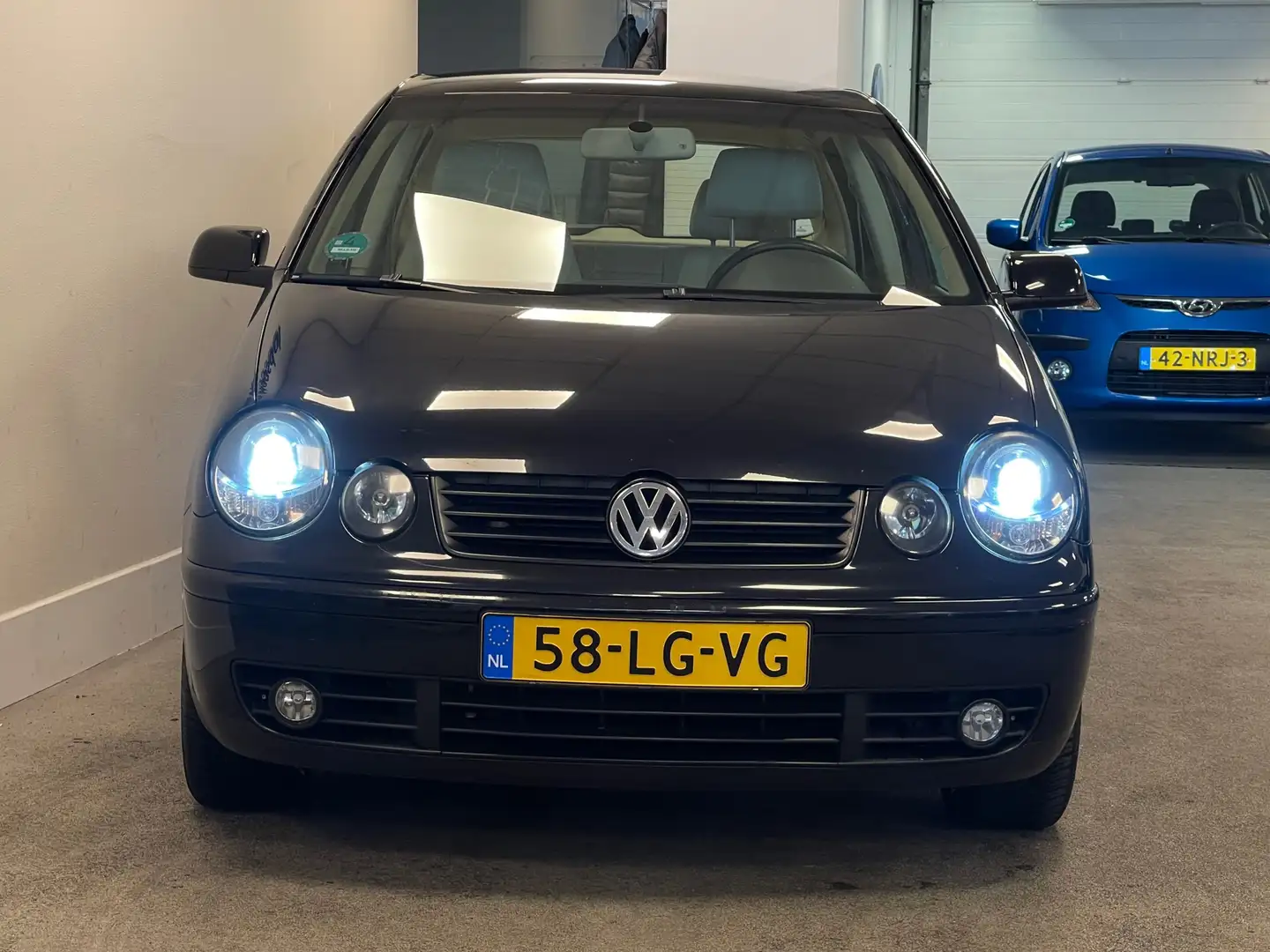 Volkswagen Polo 1.4-16V HIGHLINE|AUTOMAAT|VEEL OPTIES!|NAP Zwart - 2