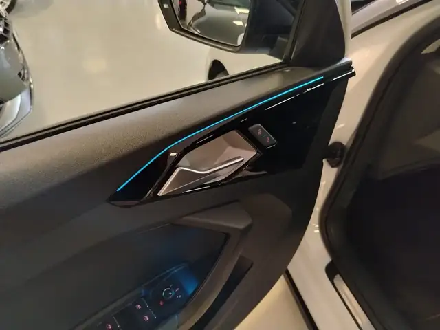Audi A1 view 9