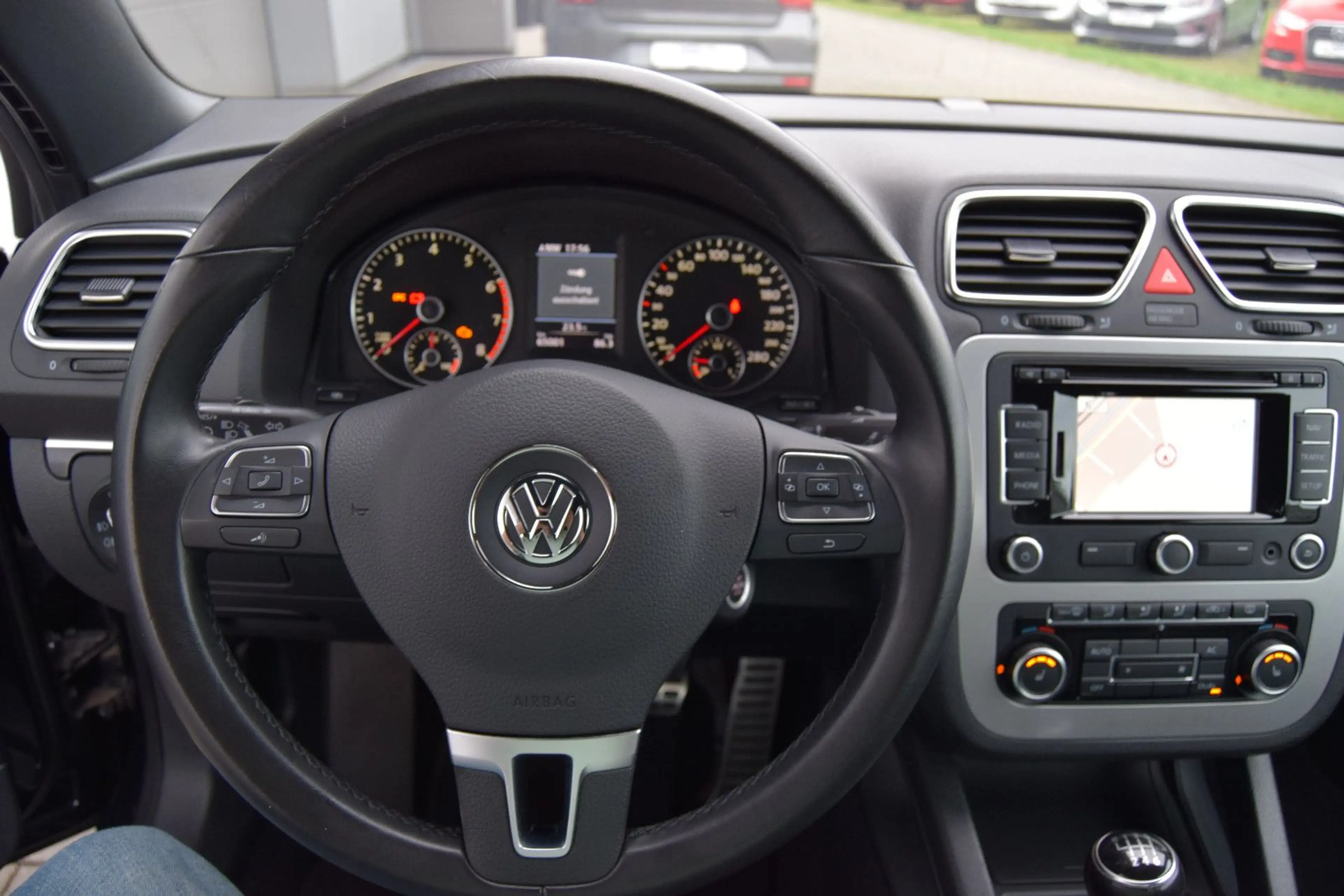 Volkswagen Eos 1.4 TSI Exclusive,Navi,Leder,Sitzh,Parks,,,, — photo 14